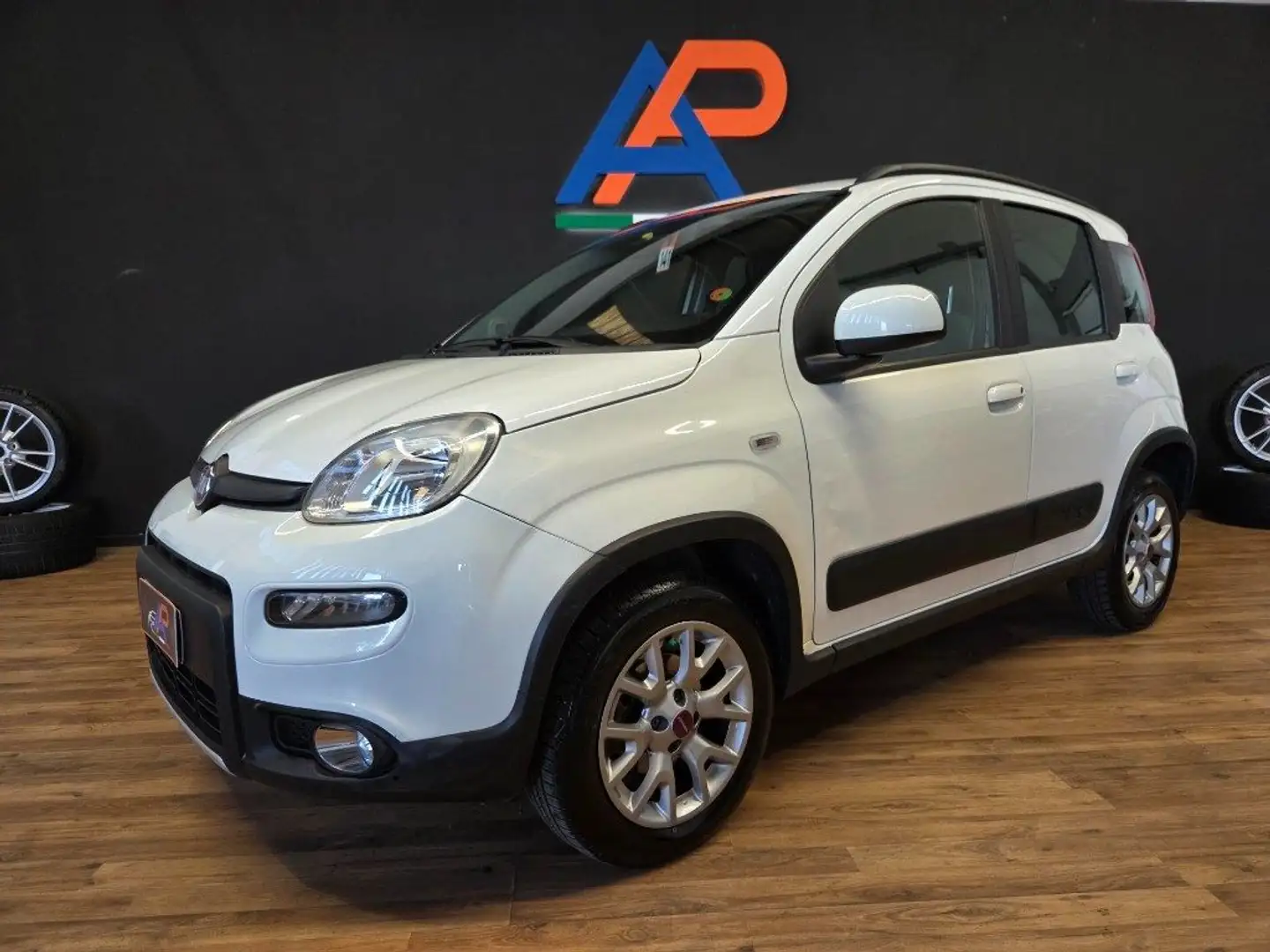 Fiat Panda 1.3 MJT 95 CV S&S 4x4 Blanc - 1