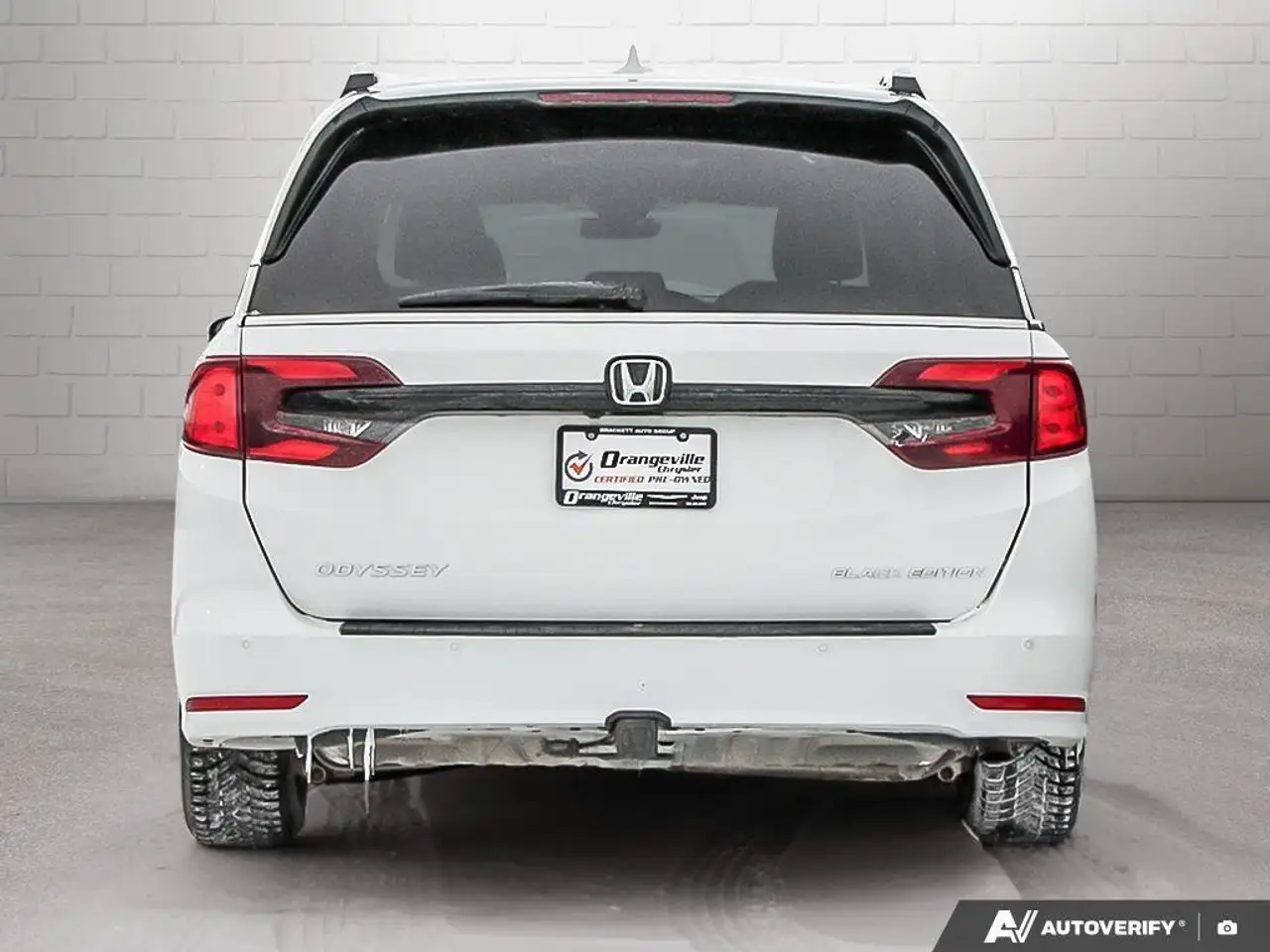 Honda Odyssey снимка Honda Odyssey