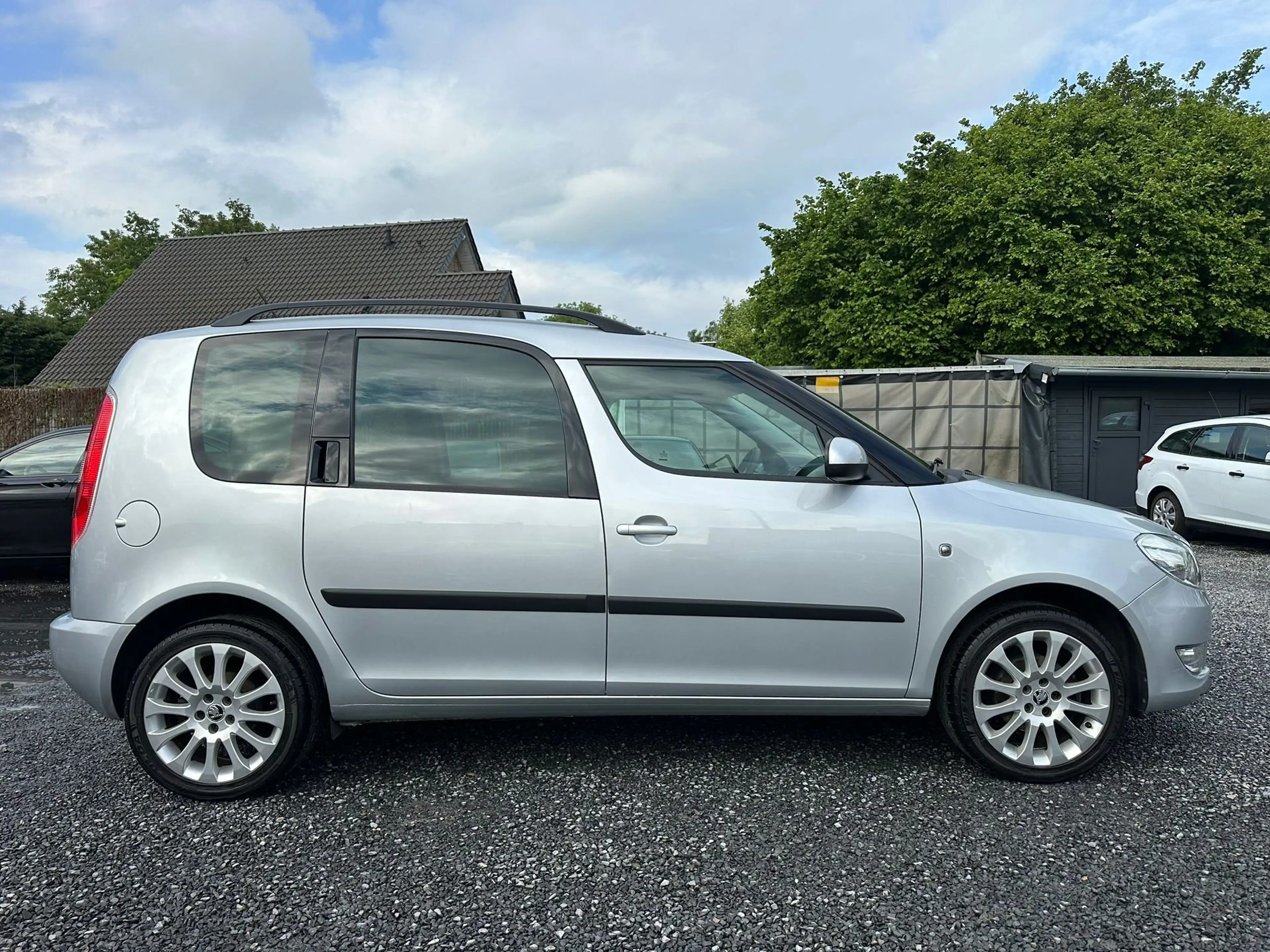 Skoda Roomster 1,2l *Wenig KM* Scheckheftgepflegt* — photo 8