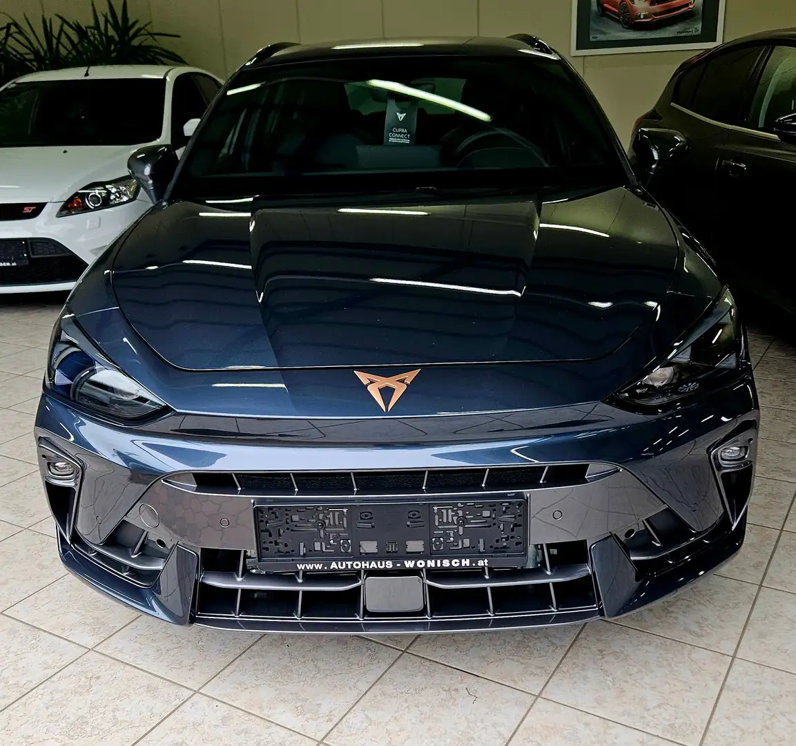 CUPRA Leon 1.5 TSI 110 kW Grau - 2