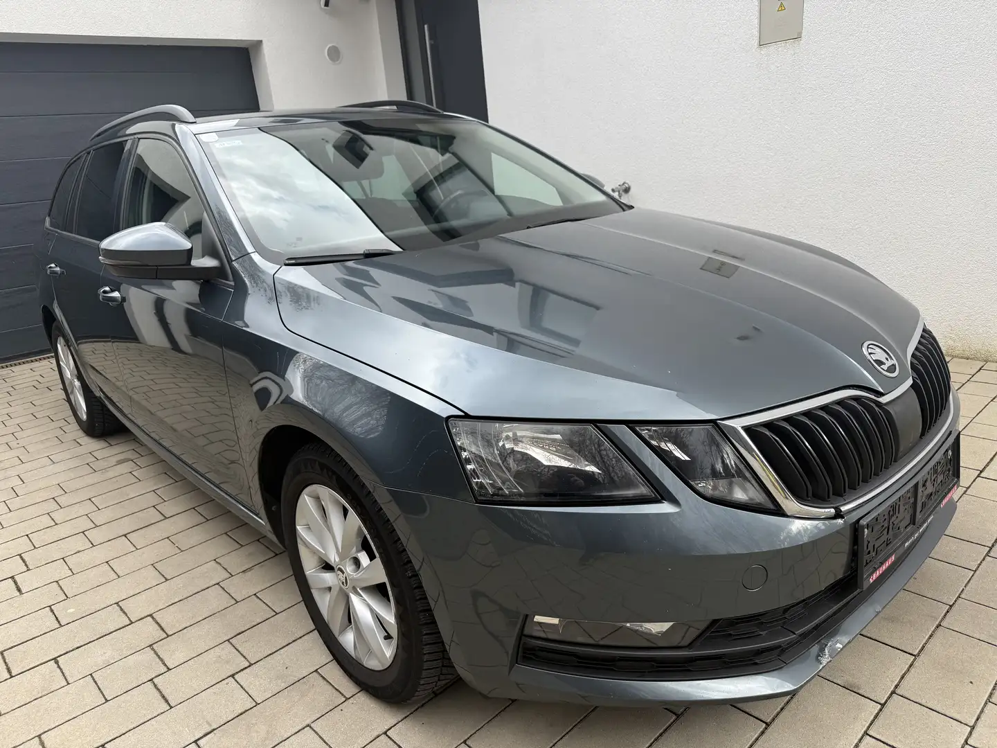 Skoda Octavia Combi 1,6 TDI Style DSG - 1