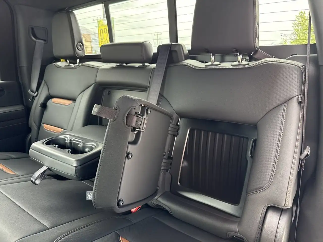GMC Sierra 3500HD снимка GMC Sierra 3500HD