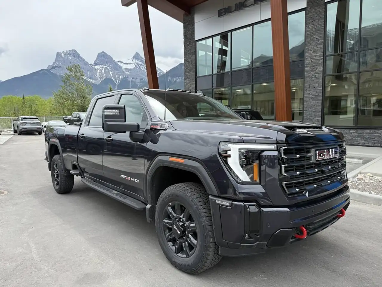 GMC Sierra 3500HD снимка GMC Sierra 3500HD