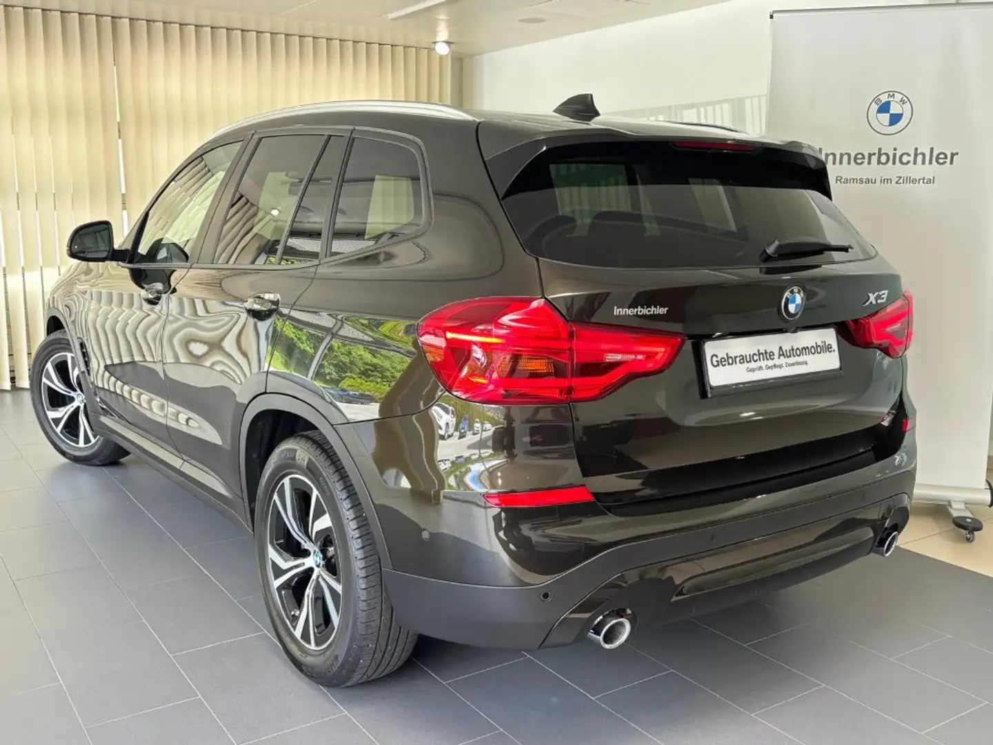 BMW X3 sDrive18d Braun - 2