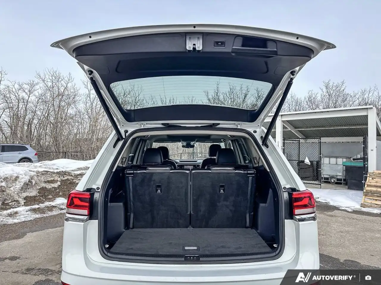 Volkswagen Atlas снимка Volkswagen Atlas