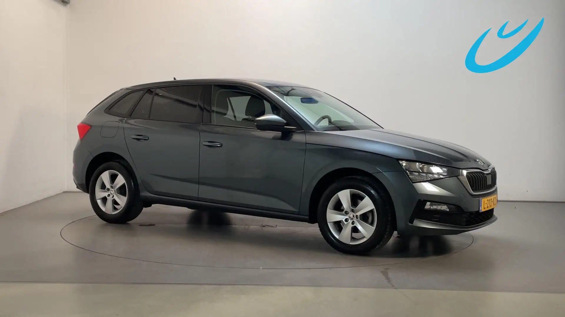 Skoda Scala 1.0 TSI 110pk Ambition Navigatie Climate Control P Grijs - 1