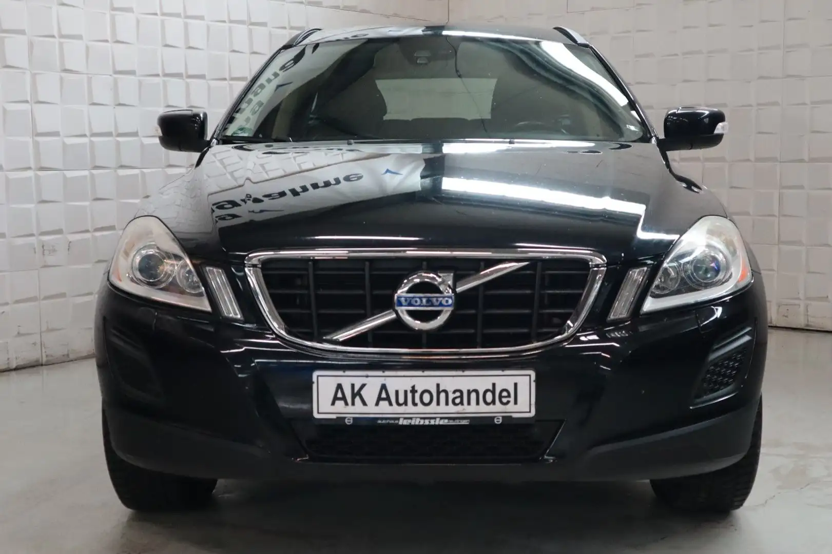 Volvo XC60 XC60 Momentum 2WD AHK SHZ PDC Memory-Sitz Negro - 2