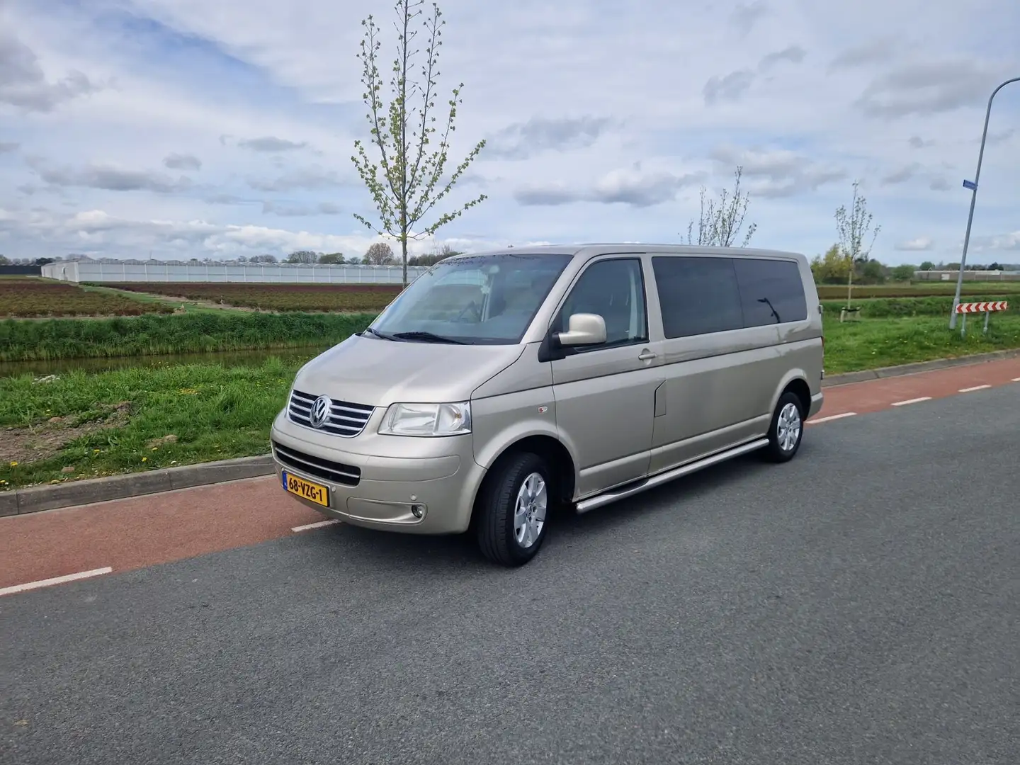 Volkswagen Transporter Transporter 2.5 TDI 340 Trend.DC Bronzová - 1