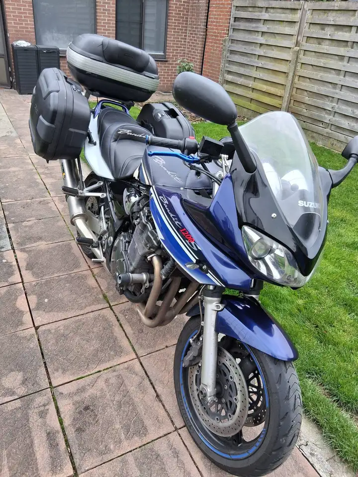 Suzuki GSF 1200