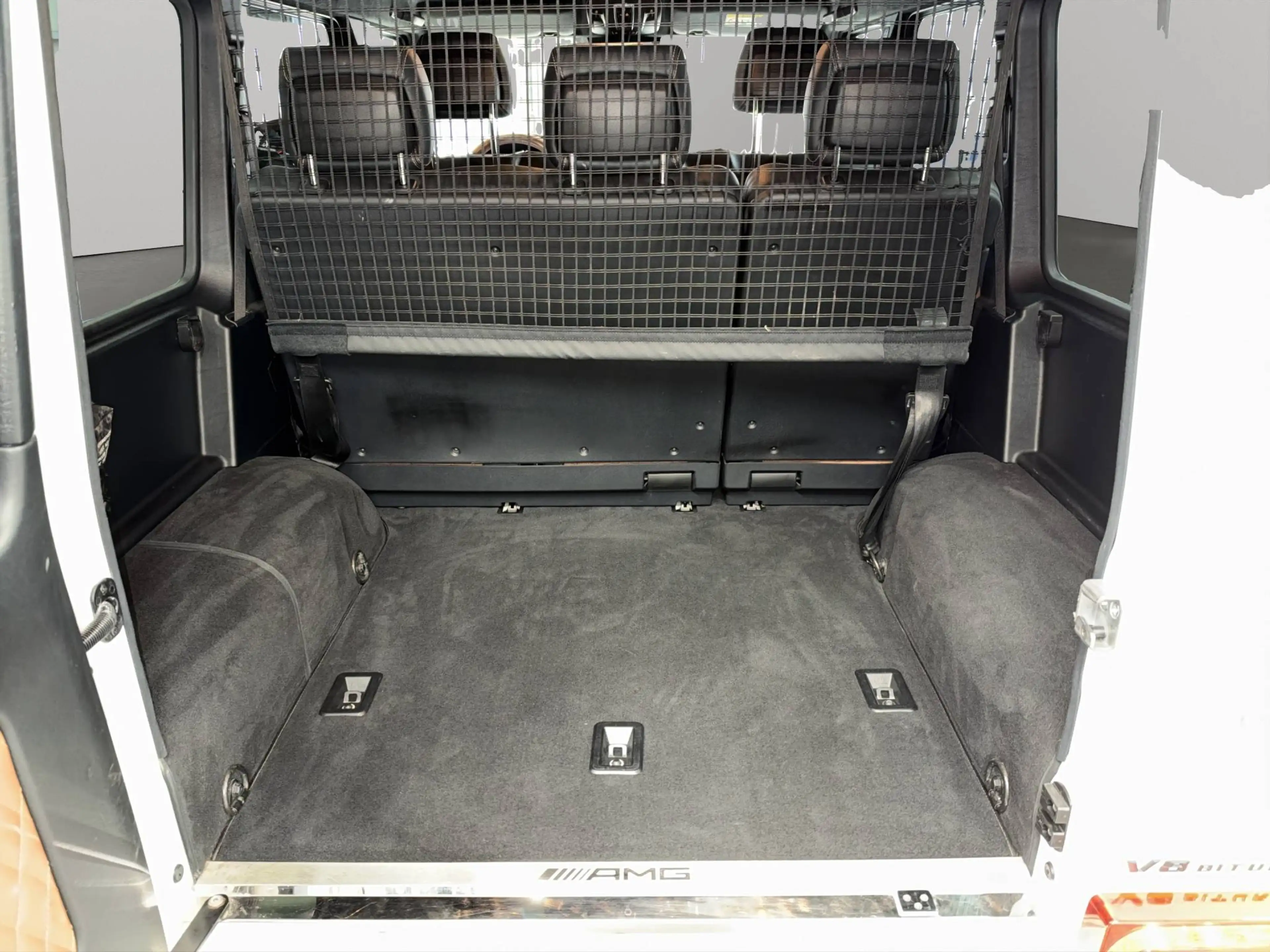 Mercedes-Benz G 63 AMG G 63 AMG Designo Exclusive Edition — photo 15