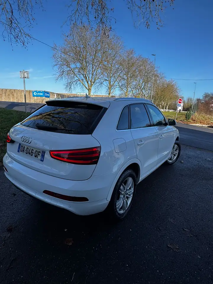 Audi Q3 2.0 TDI 140 ch Quattro Sport Design S tr