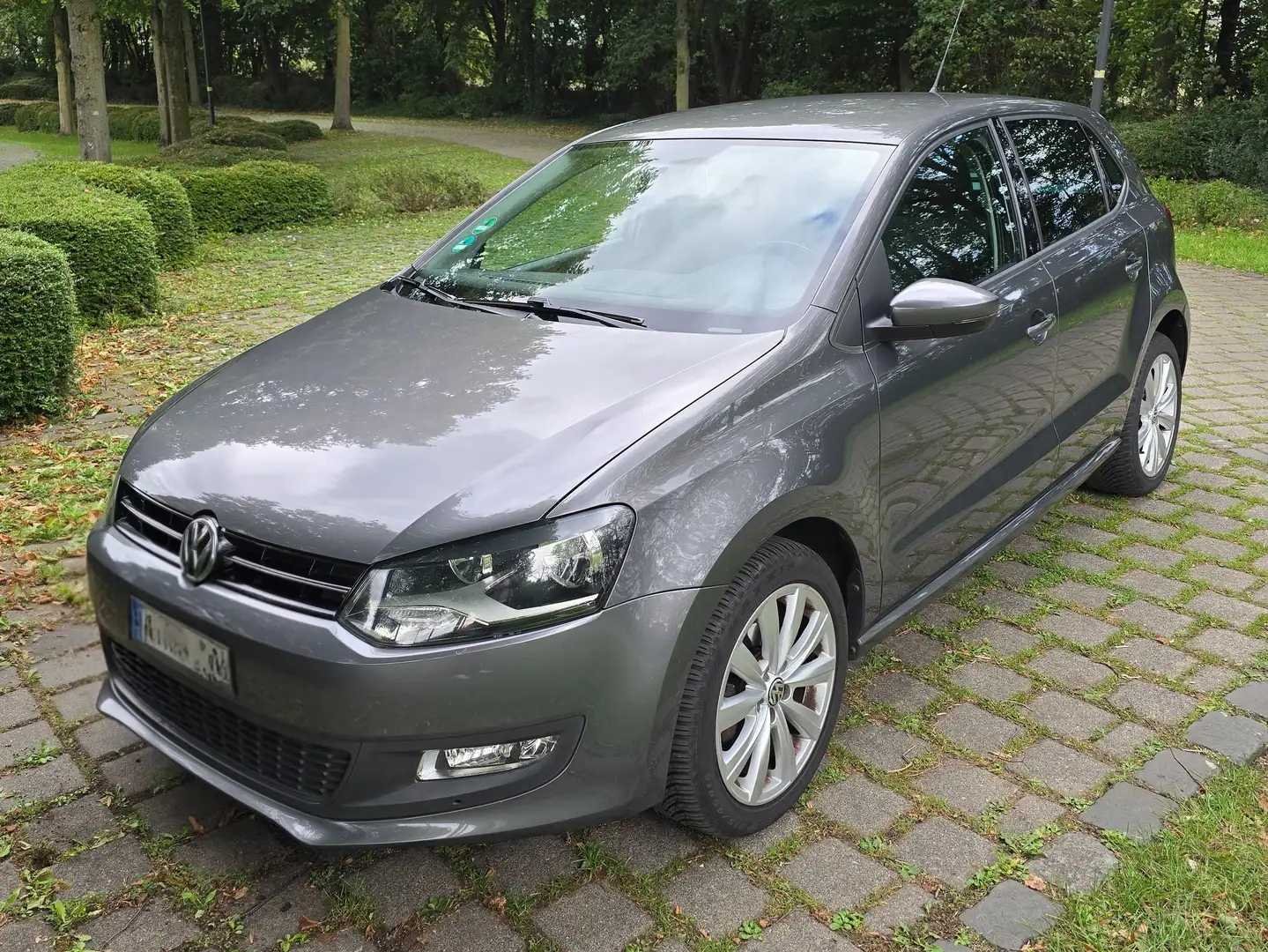Volkswagen Polo Polo V Diesel  5-Türer 1.2 TDI Trendline Grau - 1