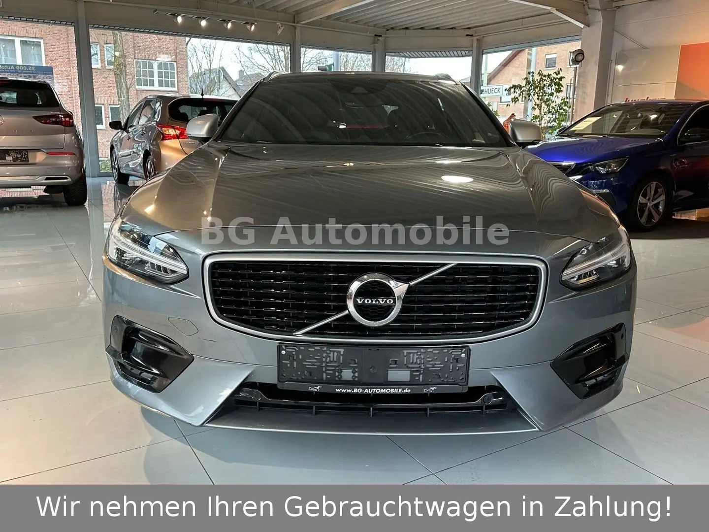 Volvo V90 Kombi R Design AWD Polester Performance Gris - 2