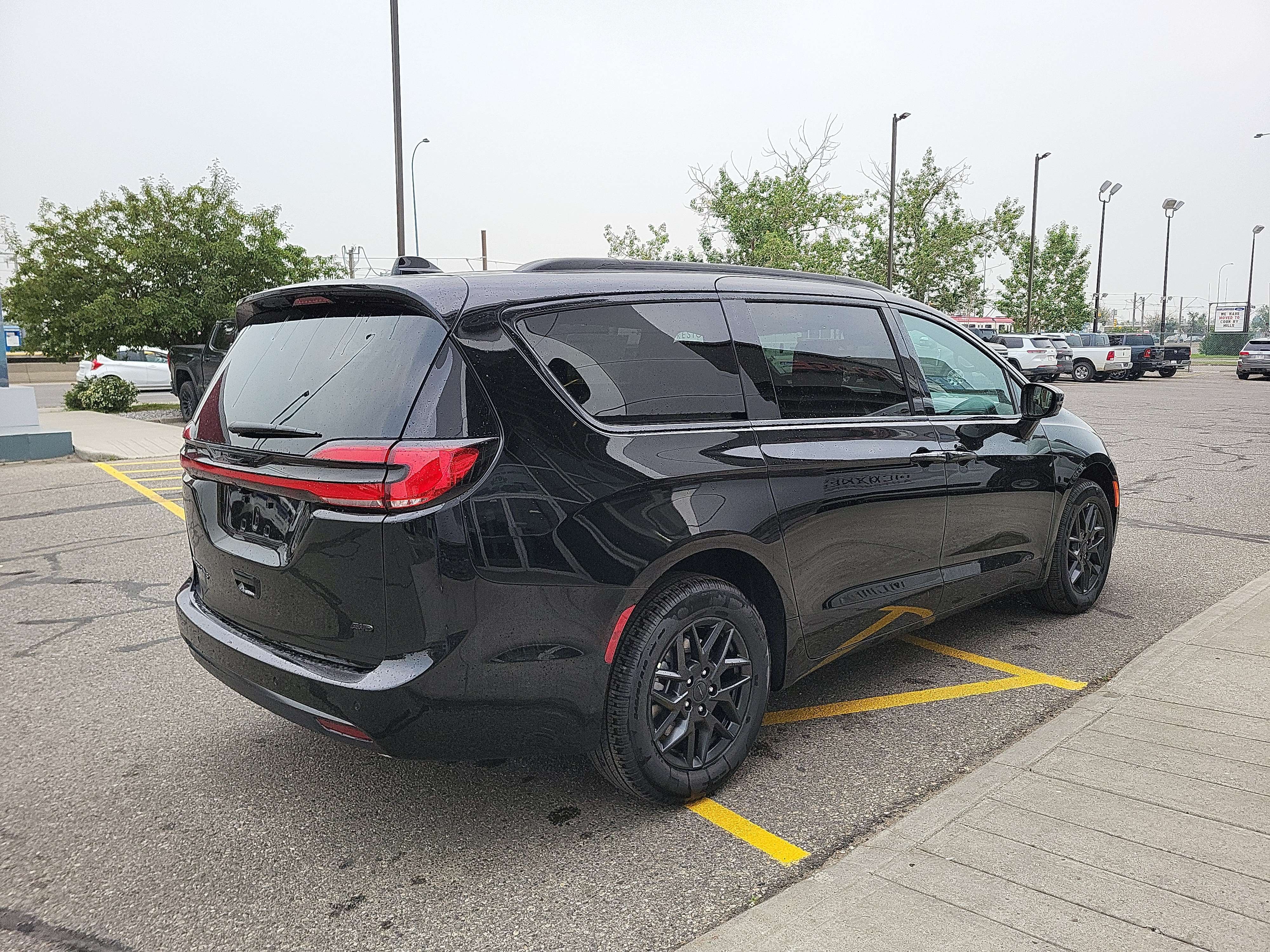 2027 Chrysler Pacifica