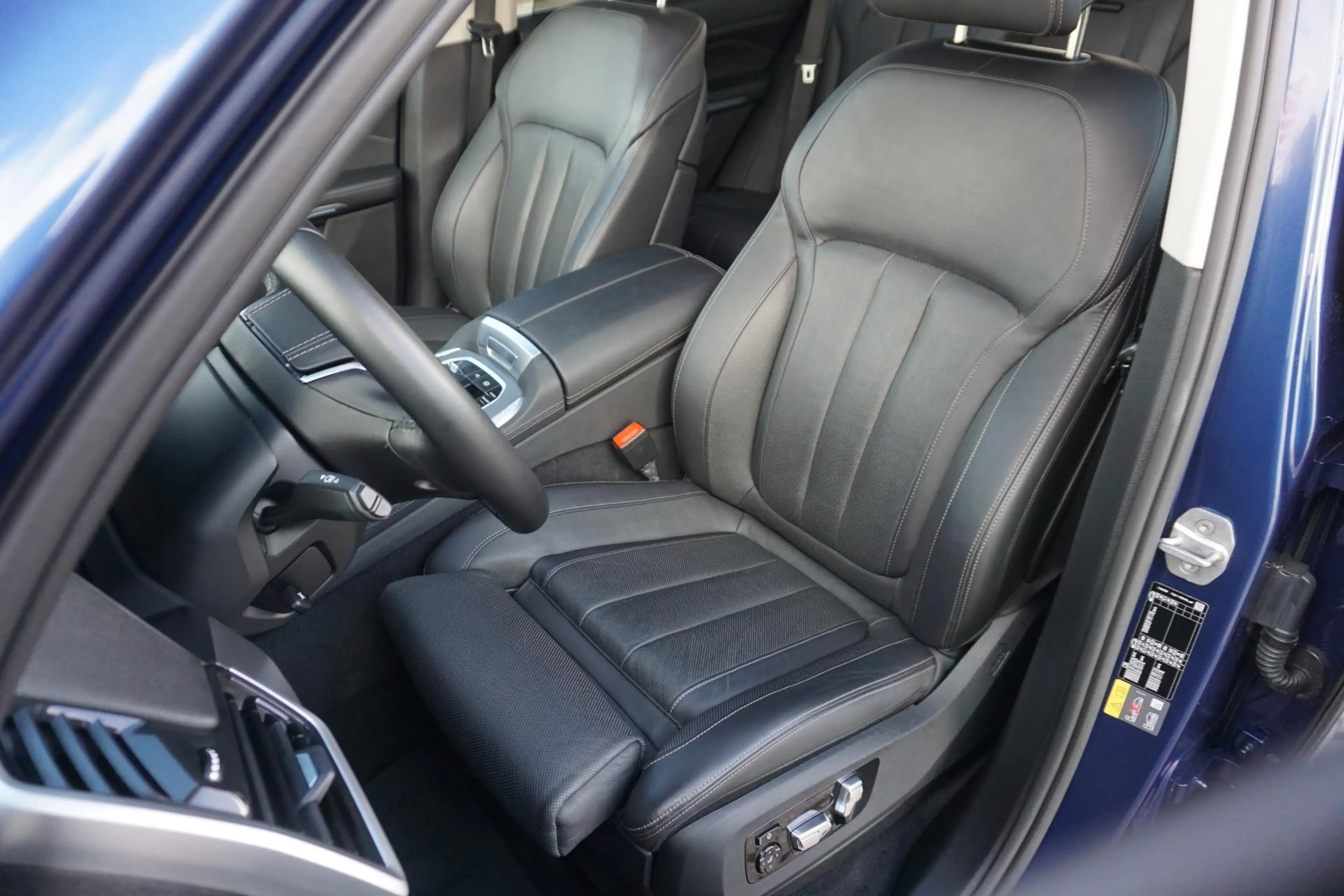 BMW X5 xDrive45e High Executive | 94% Soh | Pano | Trekha — photo 5