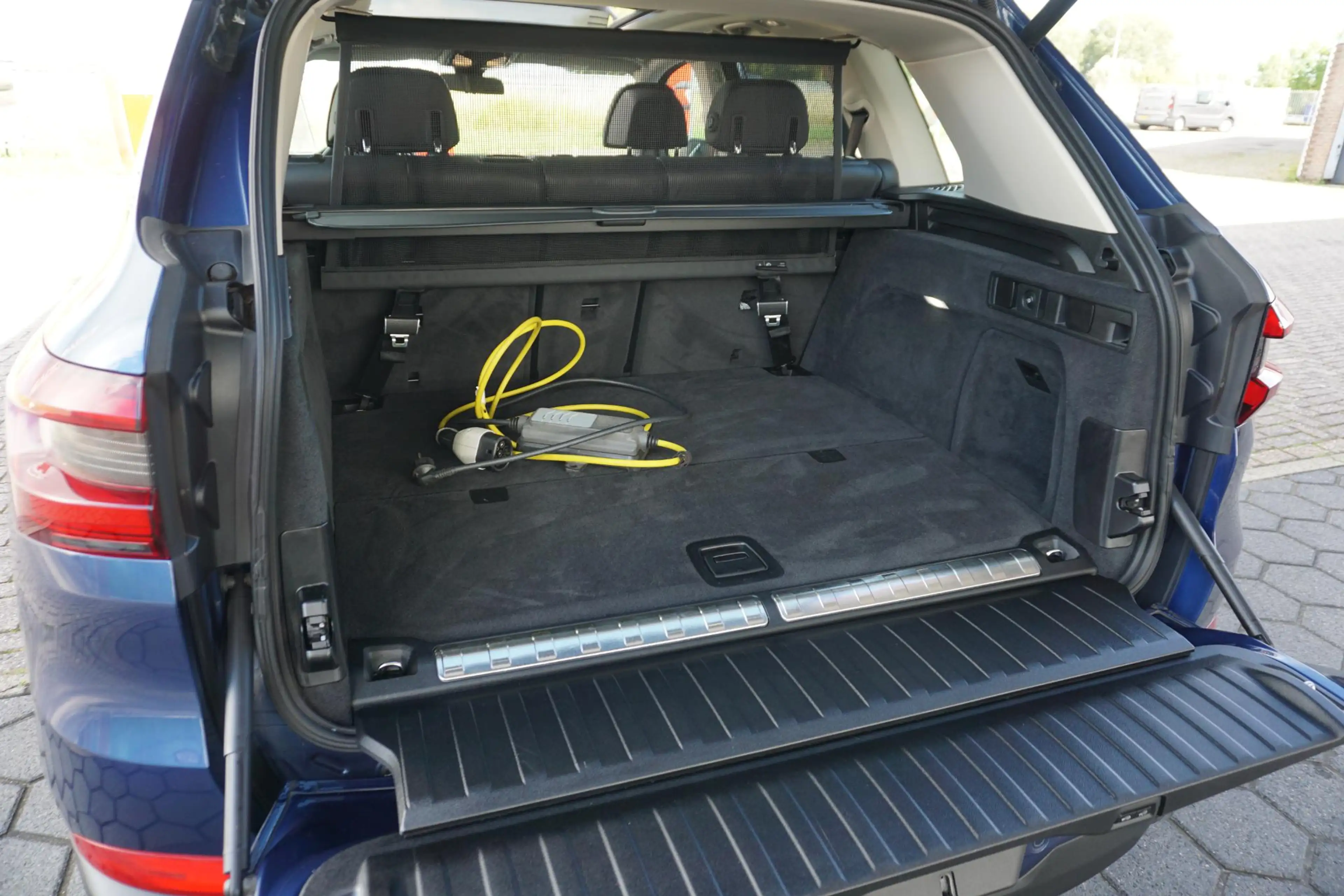 BMW X5 xDrive45e High Executive | 94% Soh | Pano | Trekha — photo 37