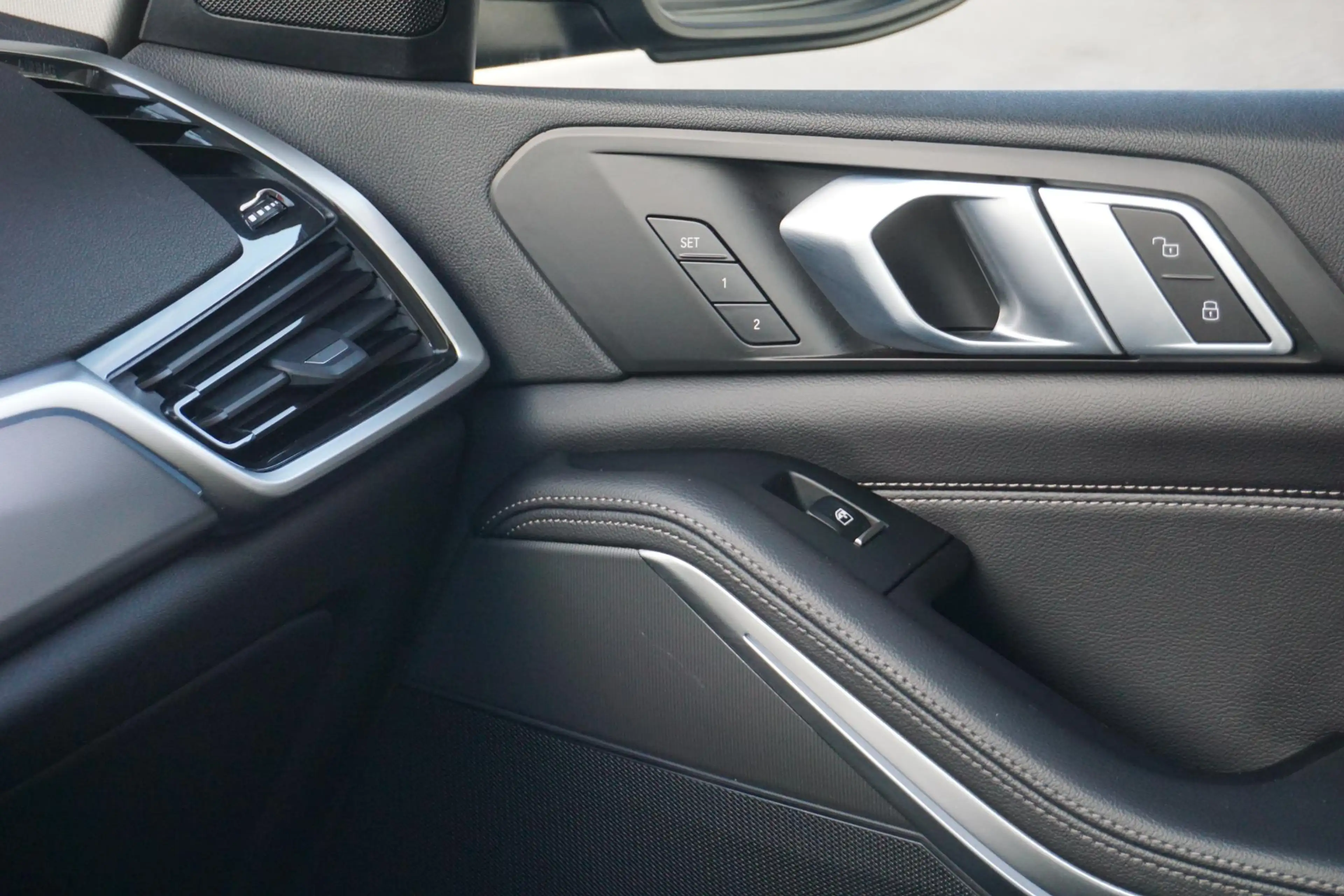 BMW X5 xDrive45e High Executive | 94% Soh | Pano | Trekha — photo 32