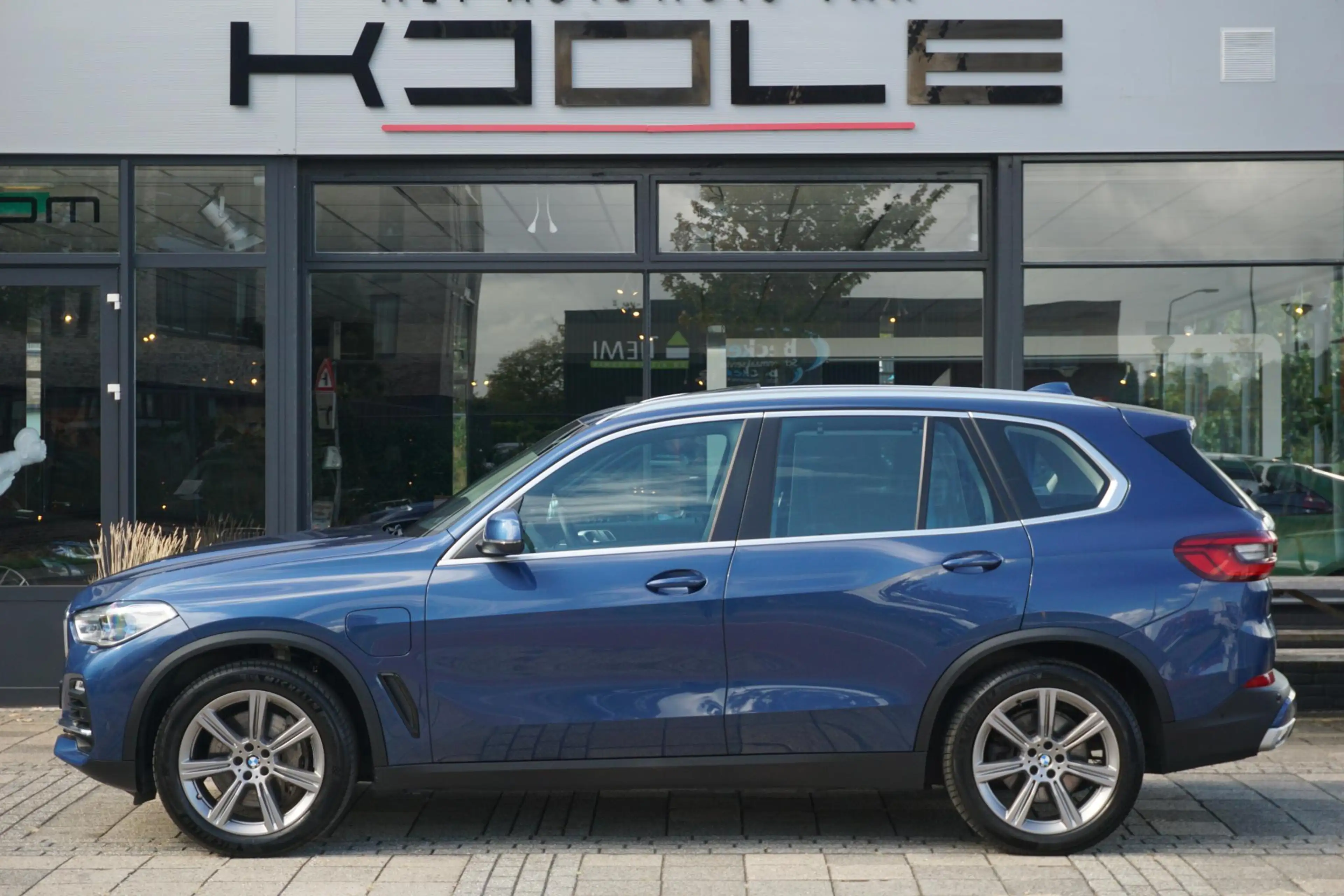 BMW X5 xDrive45e High Executive | 94% Soh | Pano | Trekha — photo 4