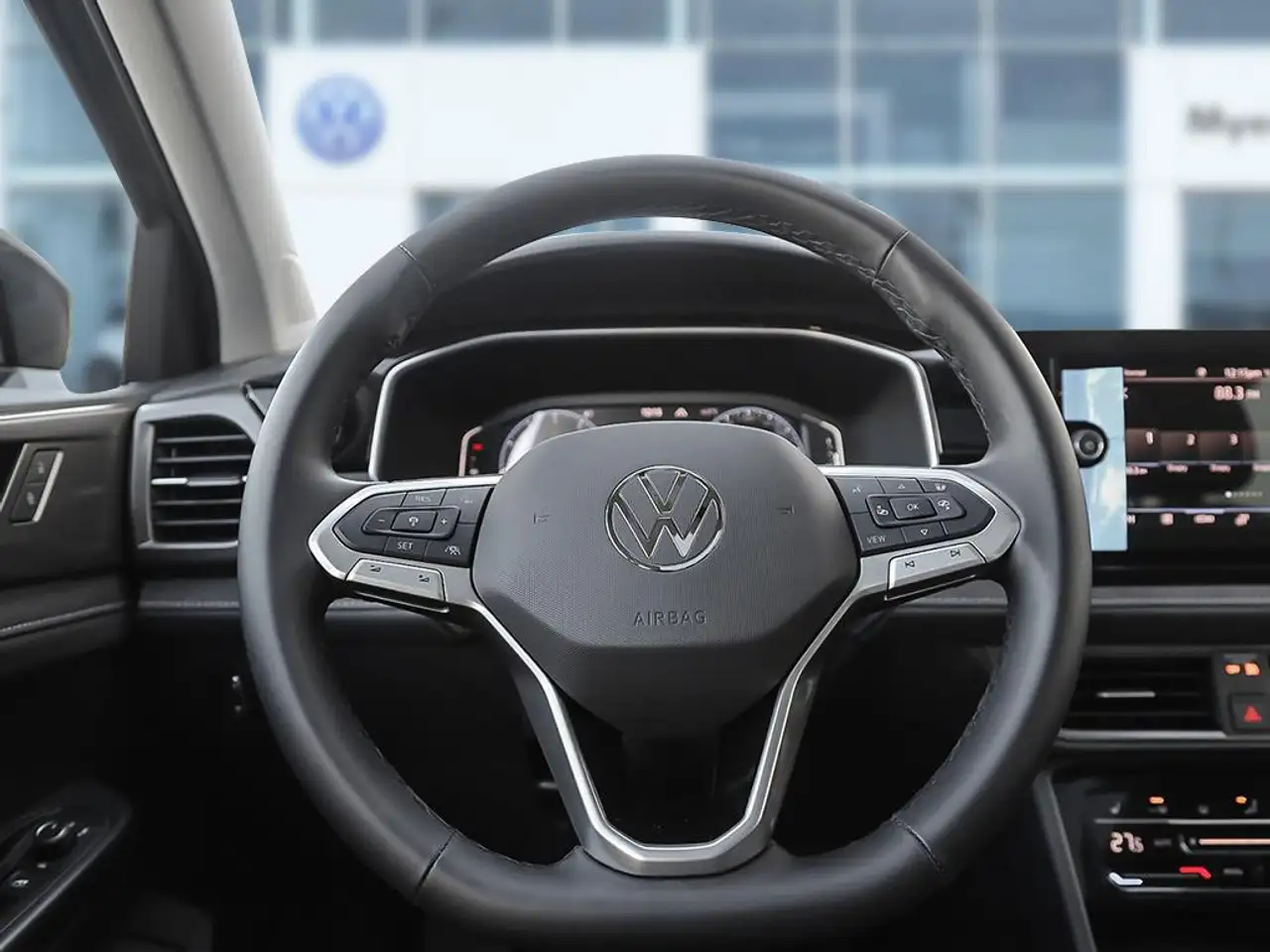 Volkswagen Taos снимка Volkswagen Taos