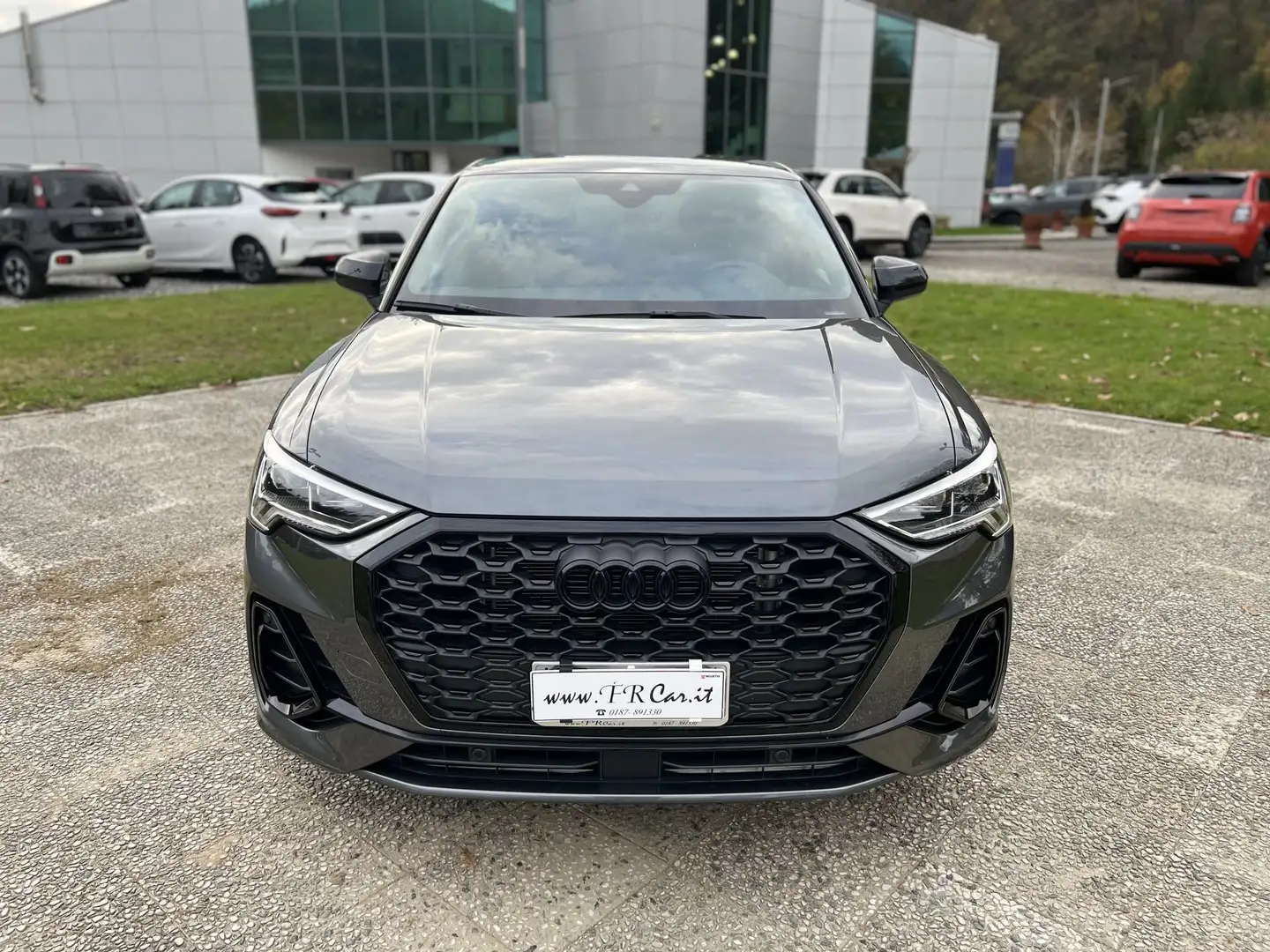 Audi Q3 SPB 35 TFSI Identity Black Grigio - 2