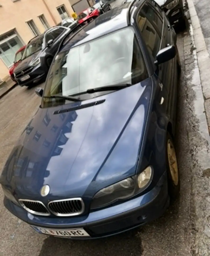 BMW 318 318d touring Blau - 1