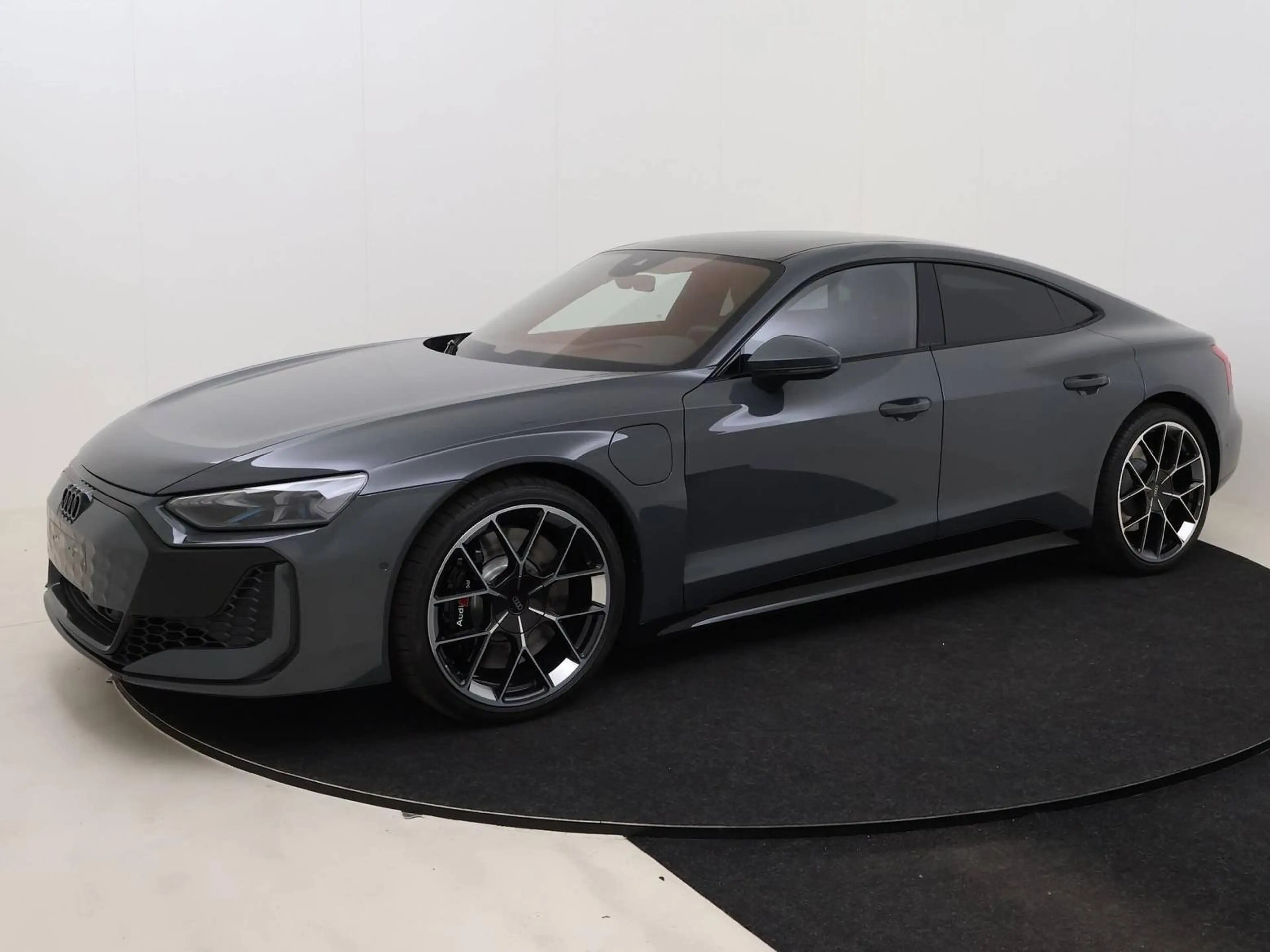 Audi e-tron GT RS e-tron GT — photo 4