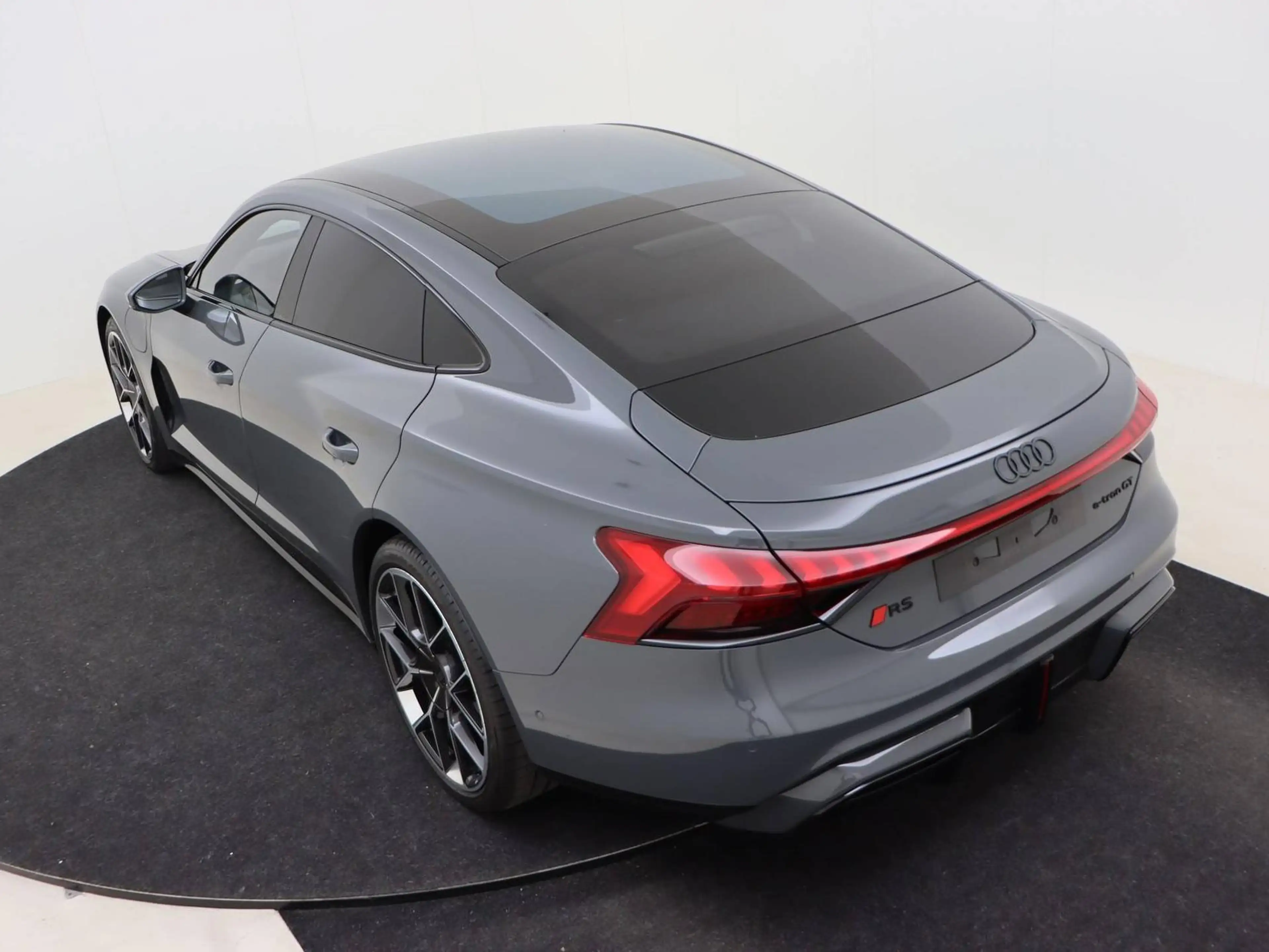 Audi e-tron GT RS e-tron GT — photo 3