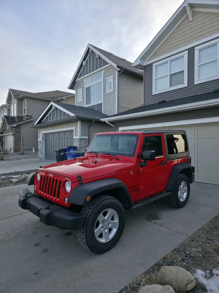 Jeep Wrangler снимка Jeep Wrangler