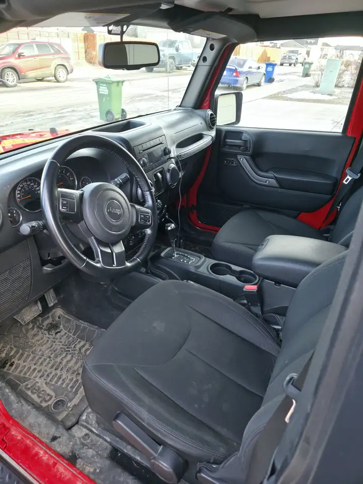 Jeep Wrangler снимка Jeep Wrangler