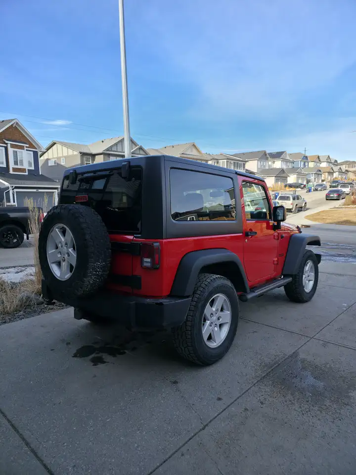 Jeep Wrangler снимка Jeep Wrangler