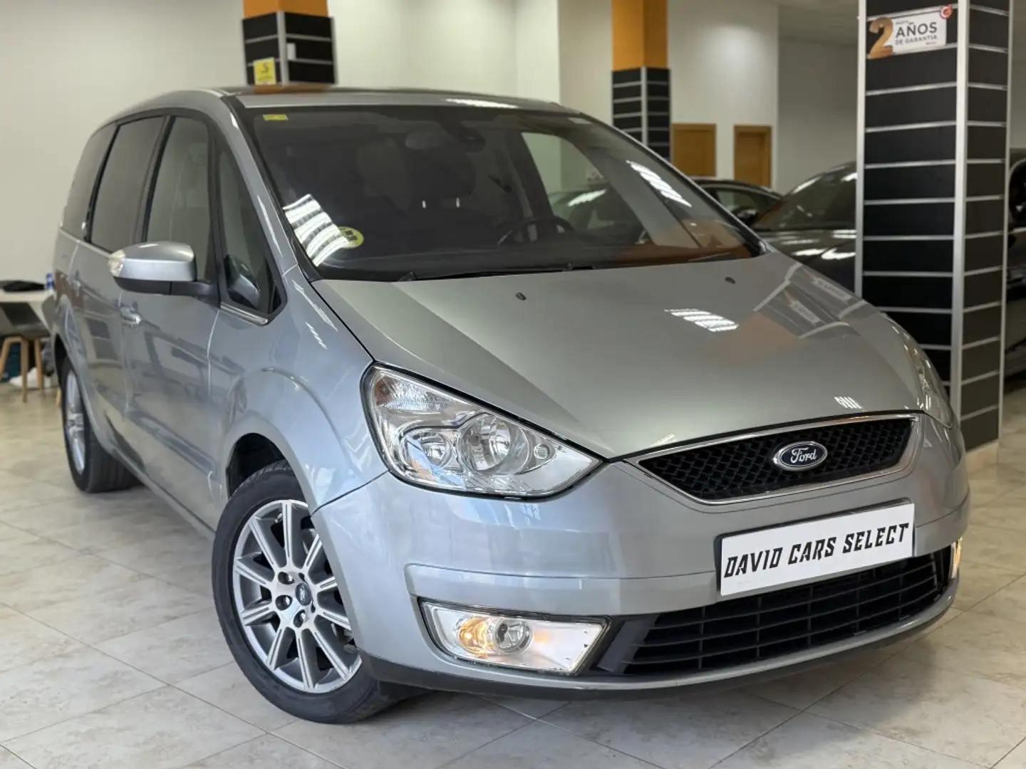 Ford Galaxy 2.0TDci Titanium Gris - 2