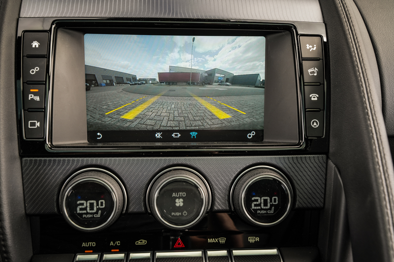 Jaguar F-Type 2.0T P300 R-Dynamic | LED | Panoramadak | Meridian — photo 25