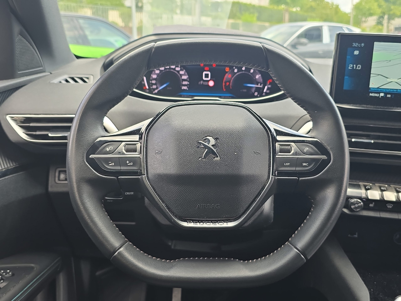Peugeot 5008 1.2 PureTech 130 Allure Pack *Rückfahrkamera — photo 7
