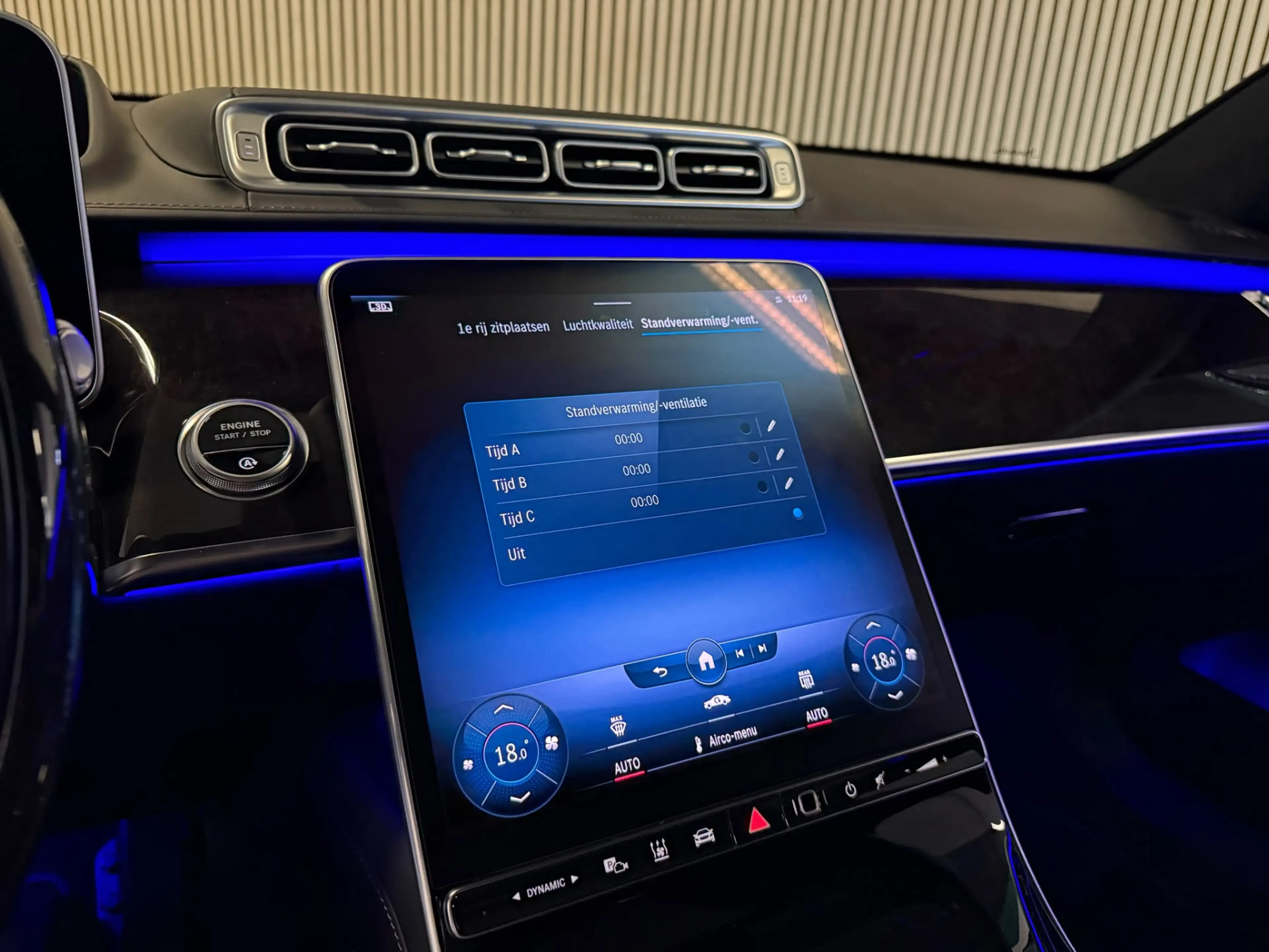 Mercedes-Benz S 350 350d Exclusive-PANORAMA-MEMORY-HEAD UP-BURMESTER-Z — photo 34