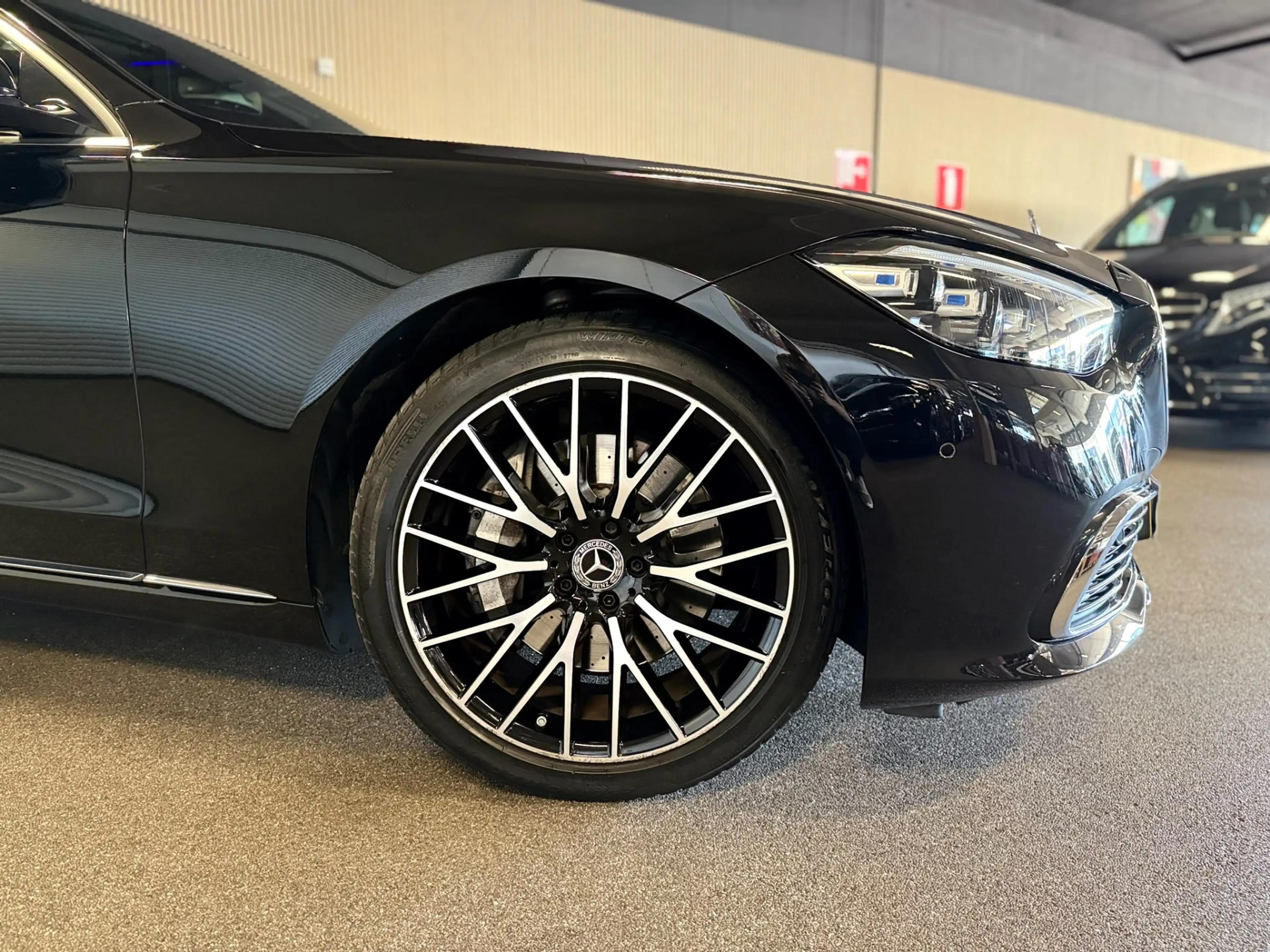 Mercedes-Benz S 350 350d Exclusive-PANORAMA-MEMORY-HEAD UP-BURMESTER-Z — photo 3