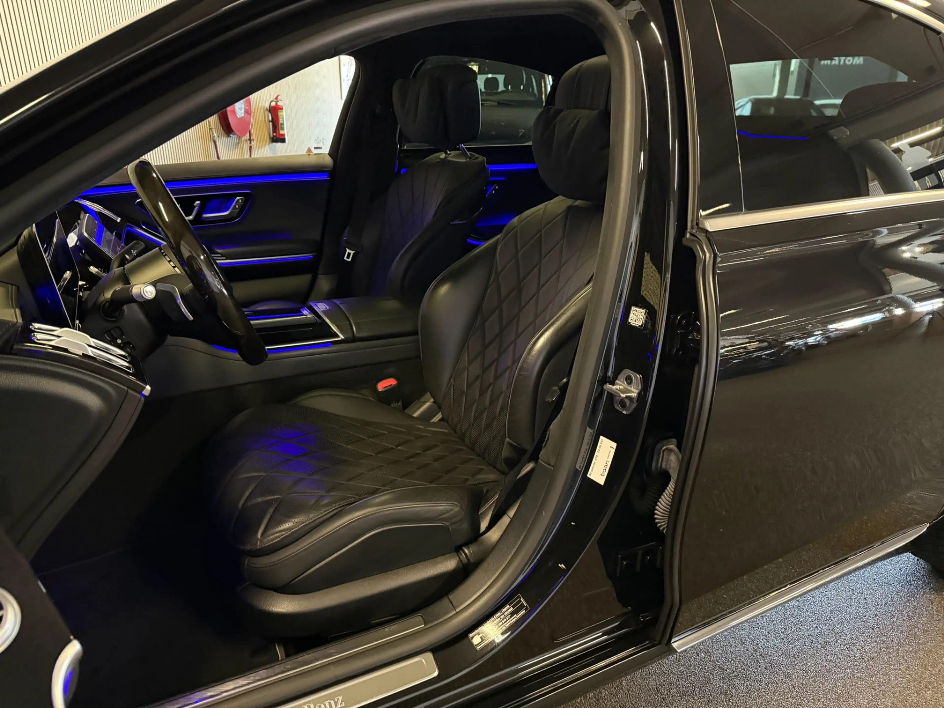 Mercedes-Benz S 350 350d Exclusive-PANORAMA-MEMORY-HEAD UP-BURMESTER-Z — photo 11
