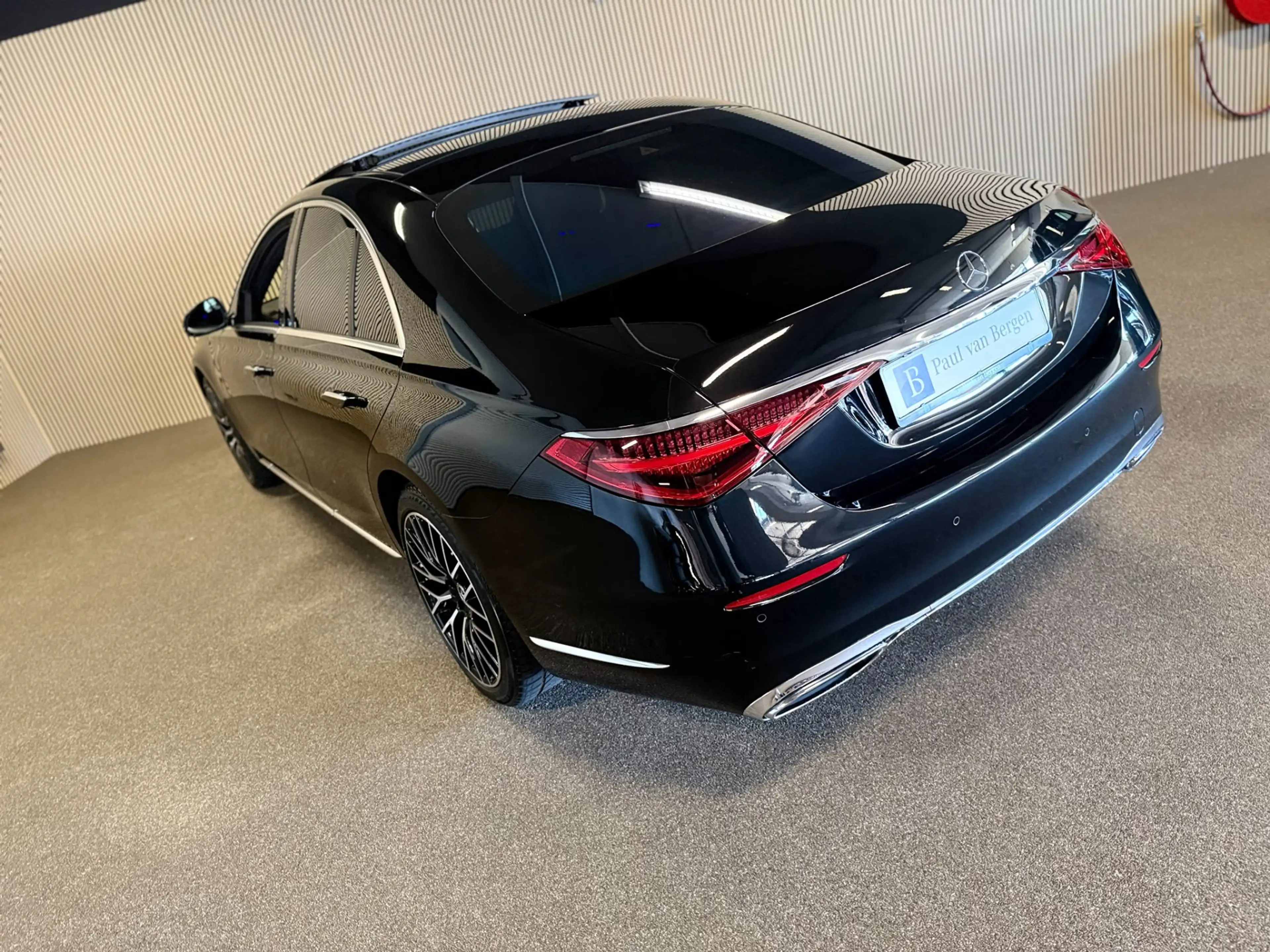 Mercedes-Benz S 350 350d Exclusive-PANORAMA-MEMORY-HEAD UP-BURMESTER-Z — photo 10