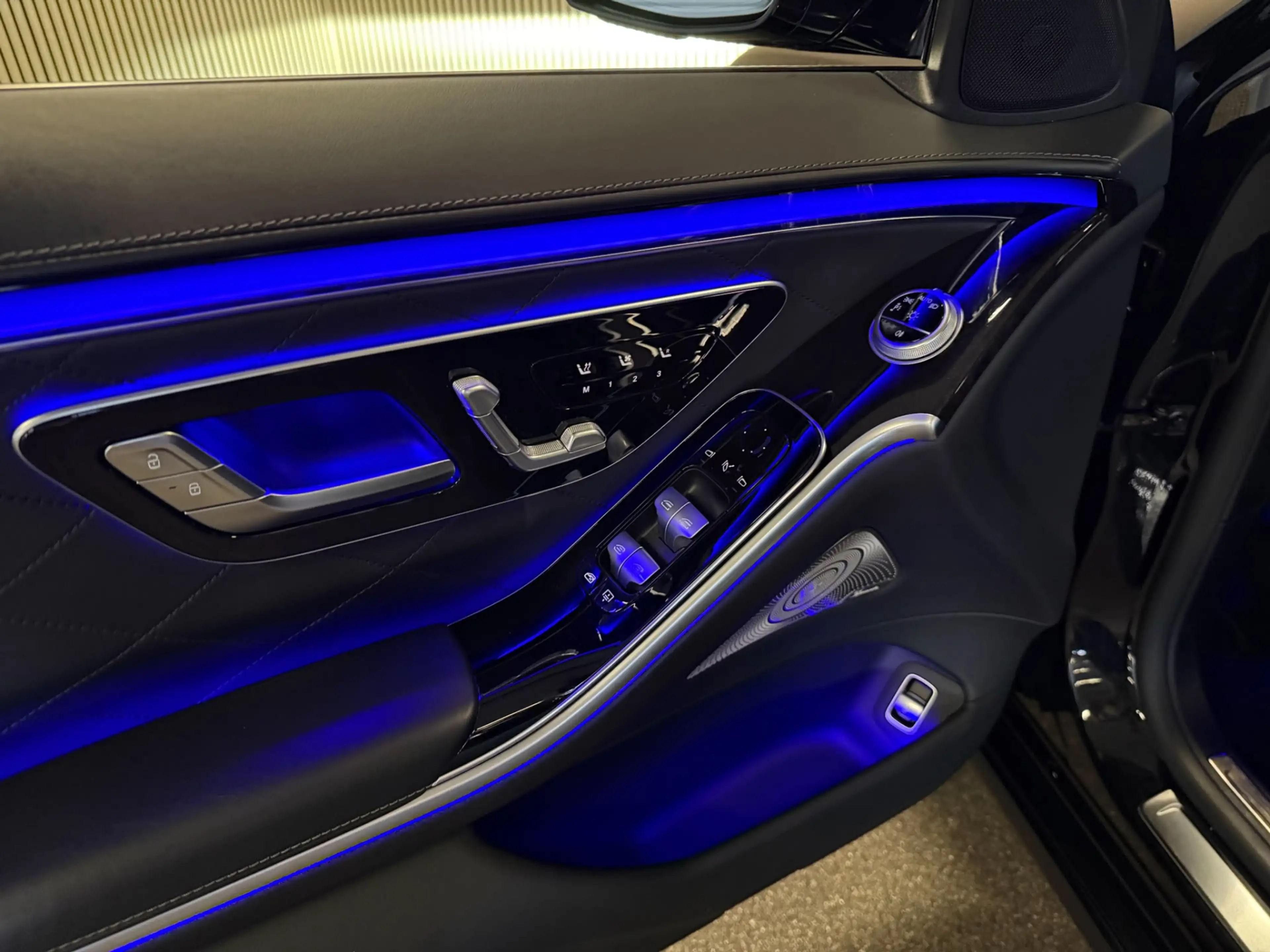 Mercedes-Benz S 350 350d Exclusive-PANORAMA-MEMORY-HEAD UP-BURMESTER-Z — photo 13