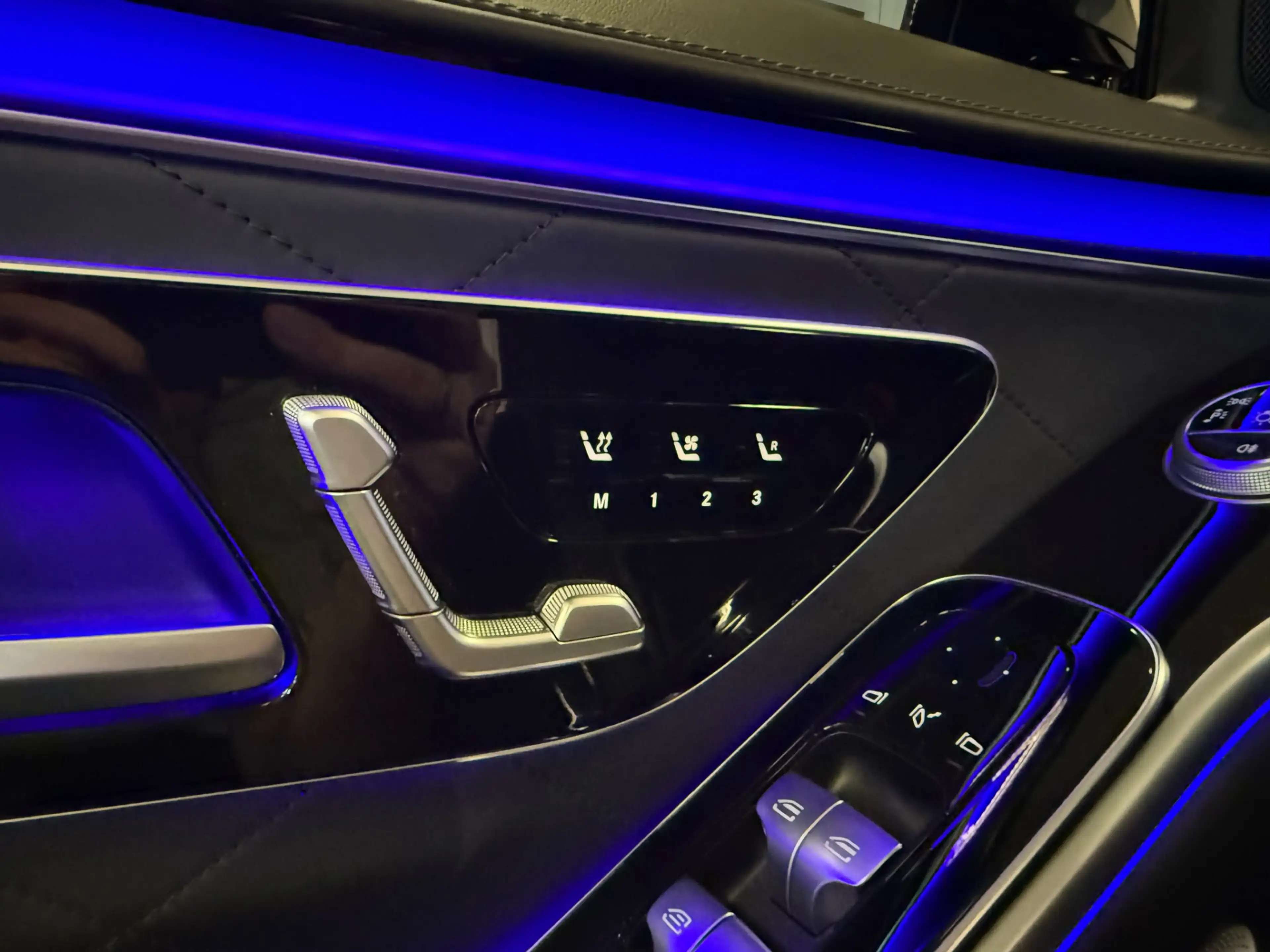 Mercedes-Benz S 350 350d Exclusive-PANORAMA-MEMORY-HEAD UP-BURMESTER-Z — photo 14