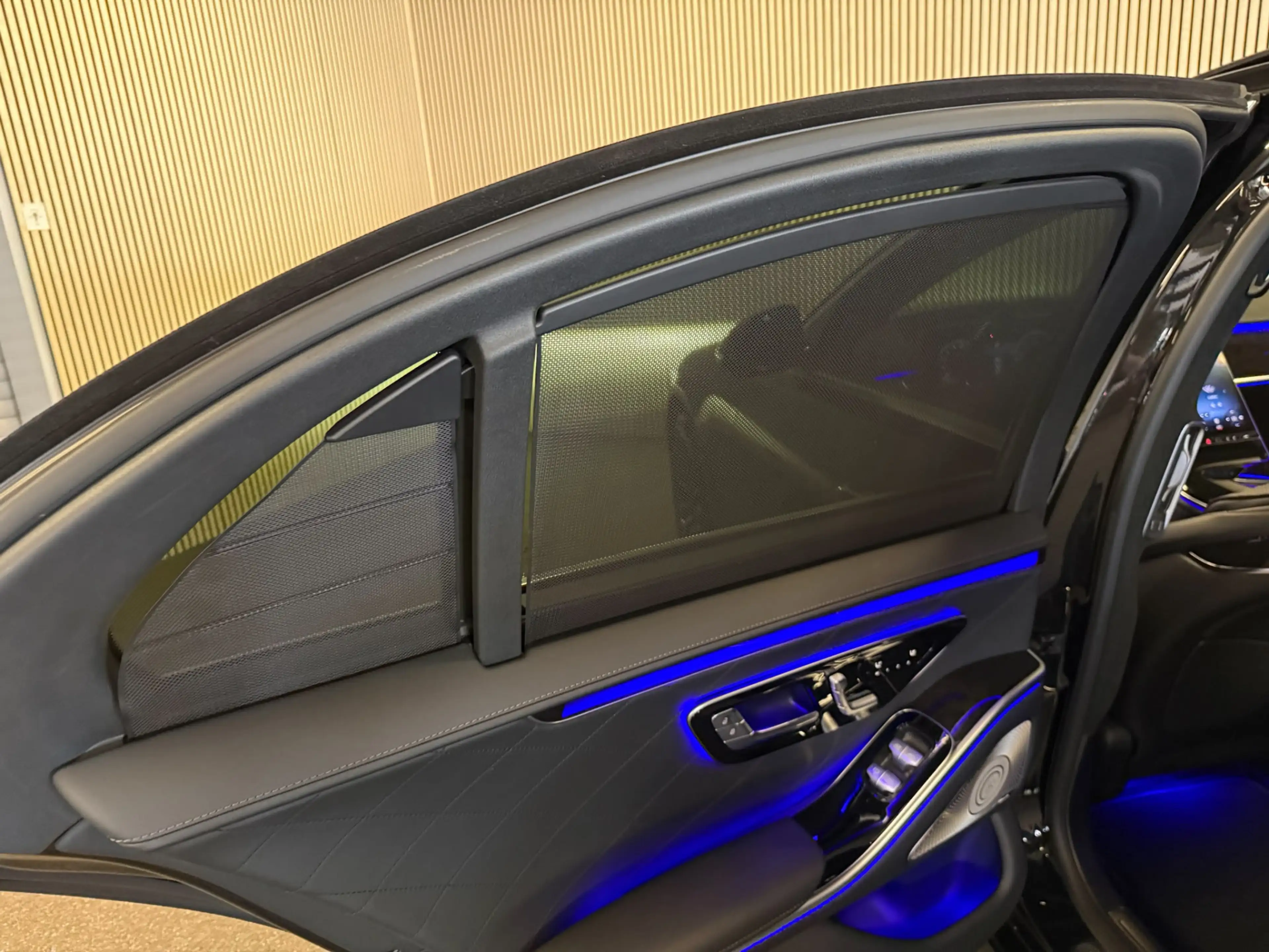 Mercedes-Benz S 350 350d Exclusive-PANORAMA-MEMORY-HEAD UP-BURMESTER-Z — photo 43