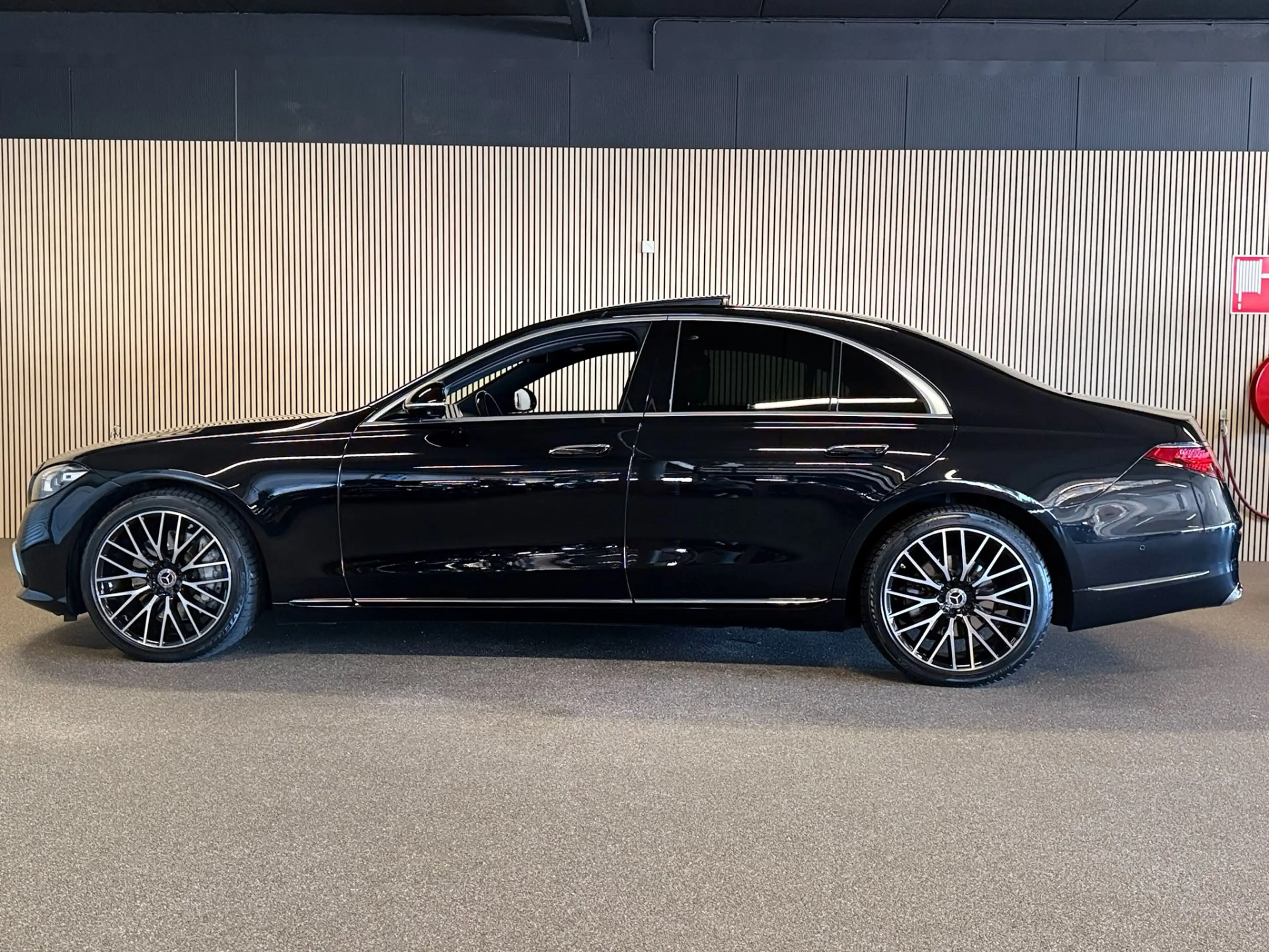 Mercedes-Benz S 350 350d Exclusive-PANORAMA-MEMORY-HEAD UP-BURMESTER-Z — photo 8
