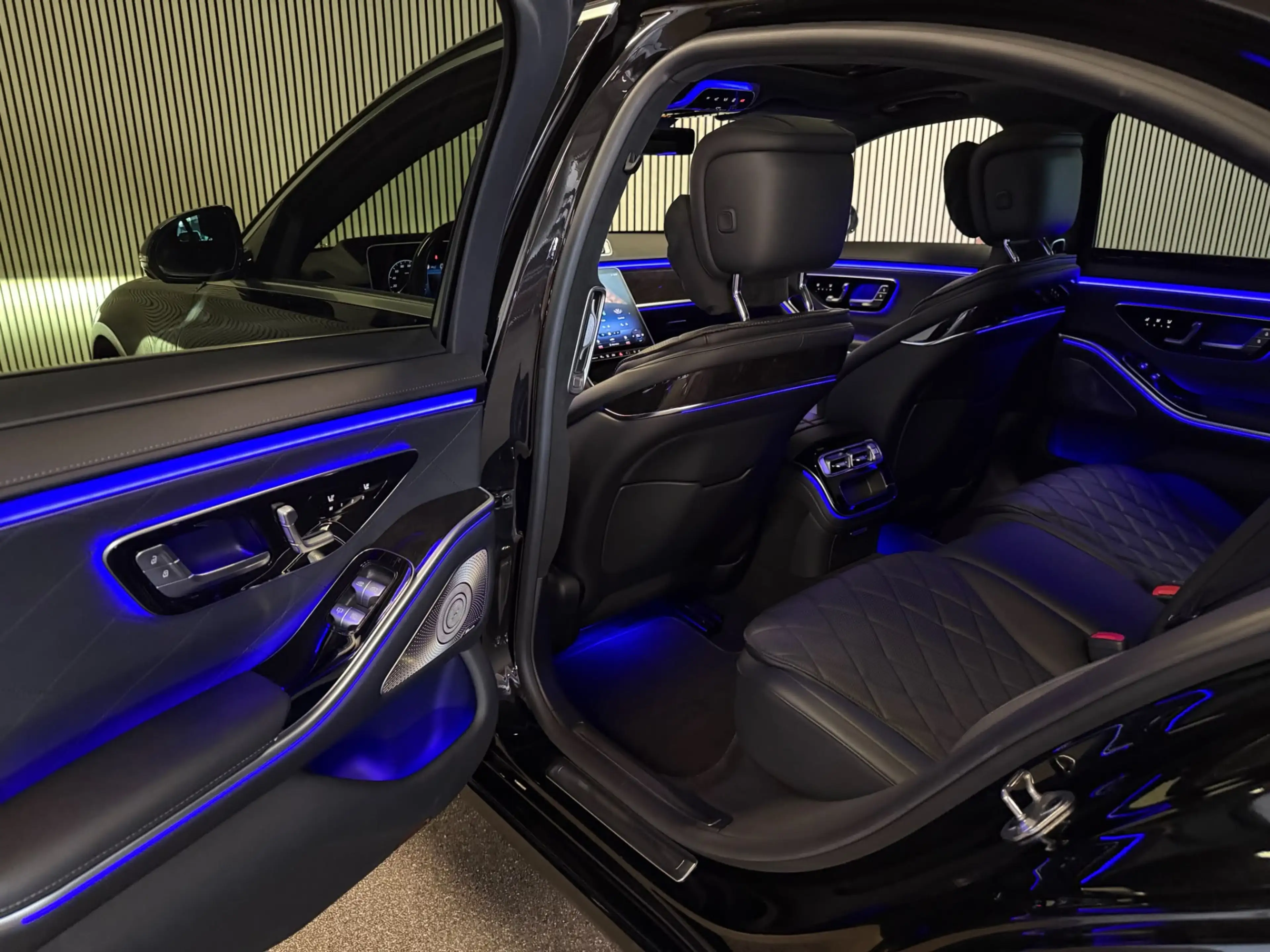 Mercedes-Benz S 350 350d Exclusive-PANORAMA-MEMORY-HEAD UP-BURMESTER-Z — photo 42