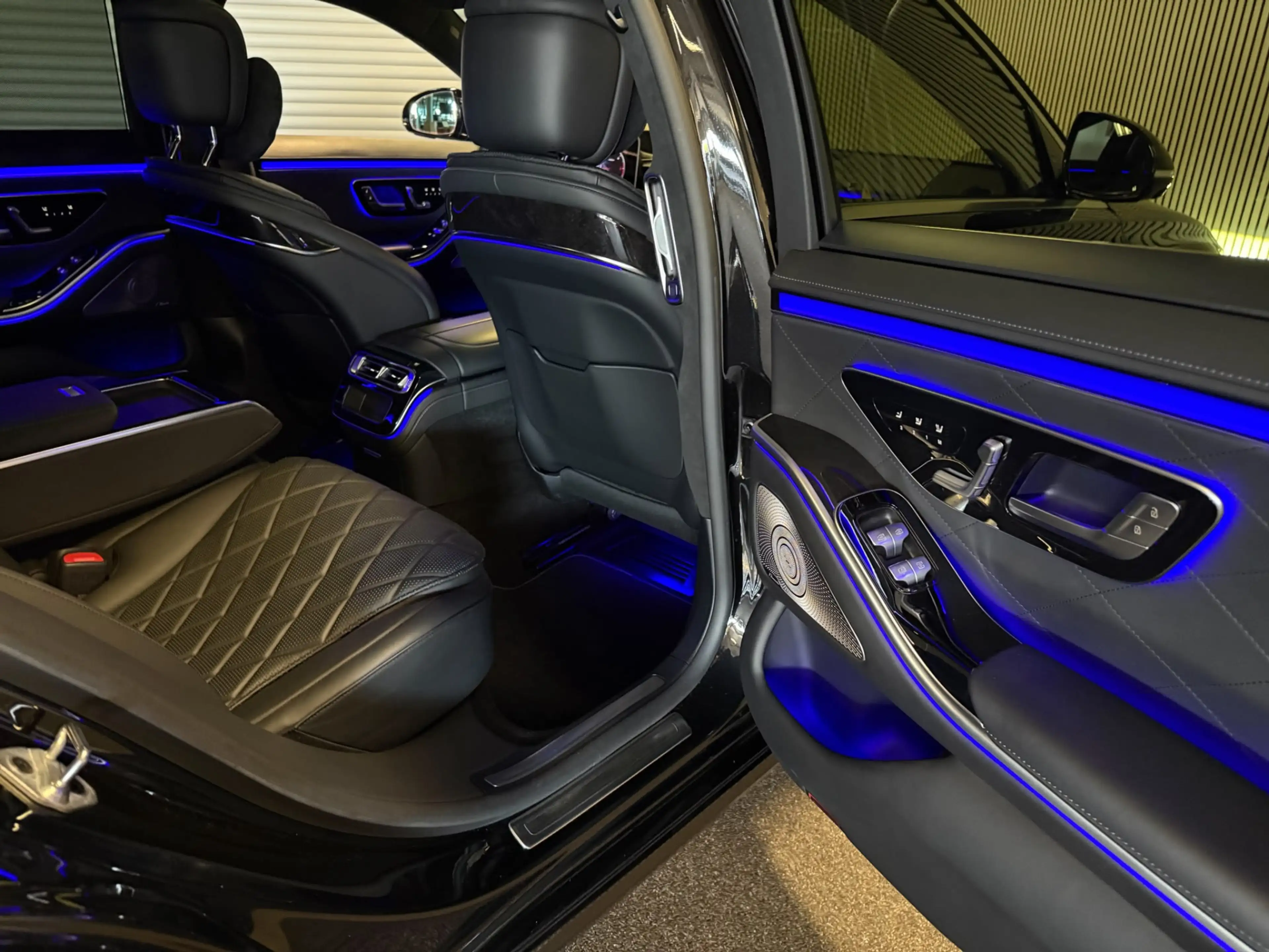 Mercedes-Benz S 350 350d Exclusive-PANORAMA-MEMORY-HEAD UP-BURMESTER-Z — photo 46