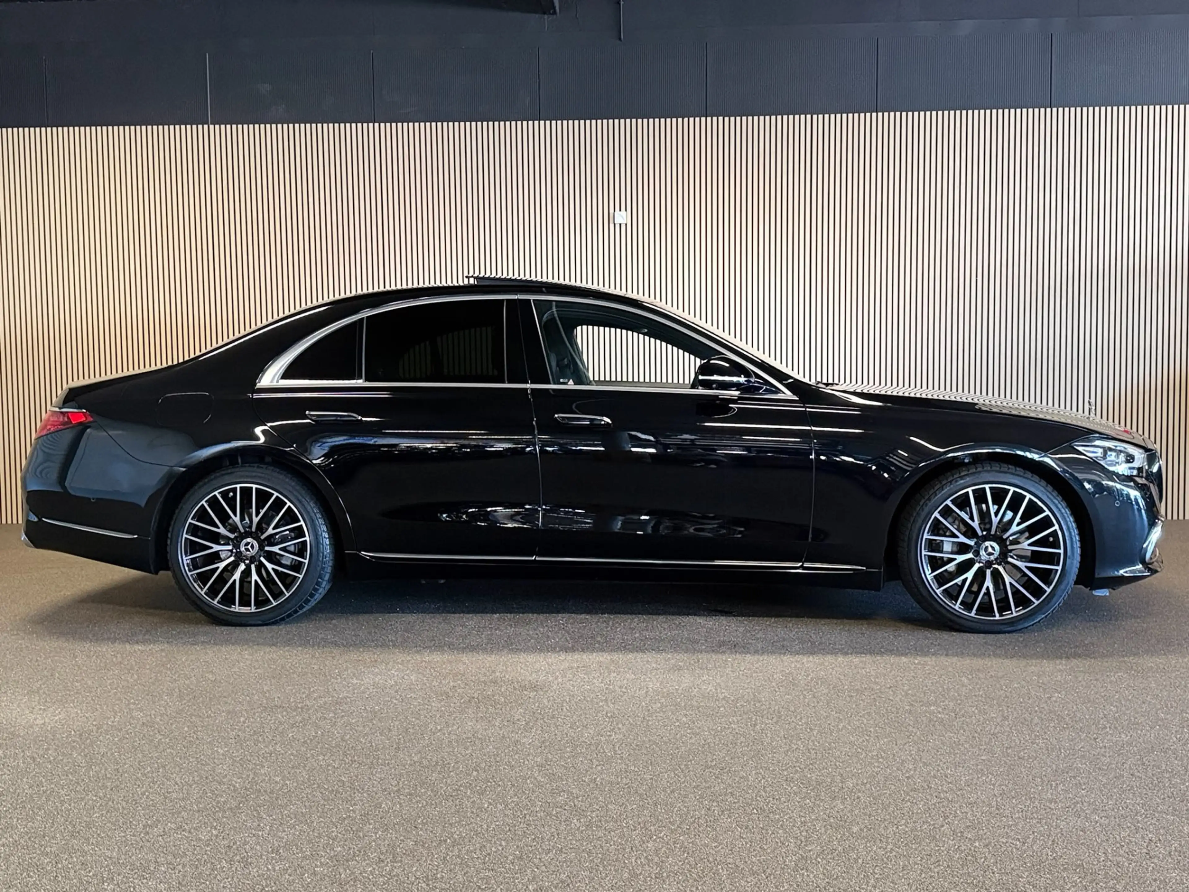 Mercedes-Benz S 350 350d Exclusive-PANORAMA-MEMORY-HEAD UP-BURMESTER-Z — photo 6