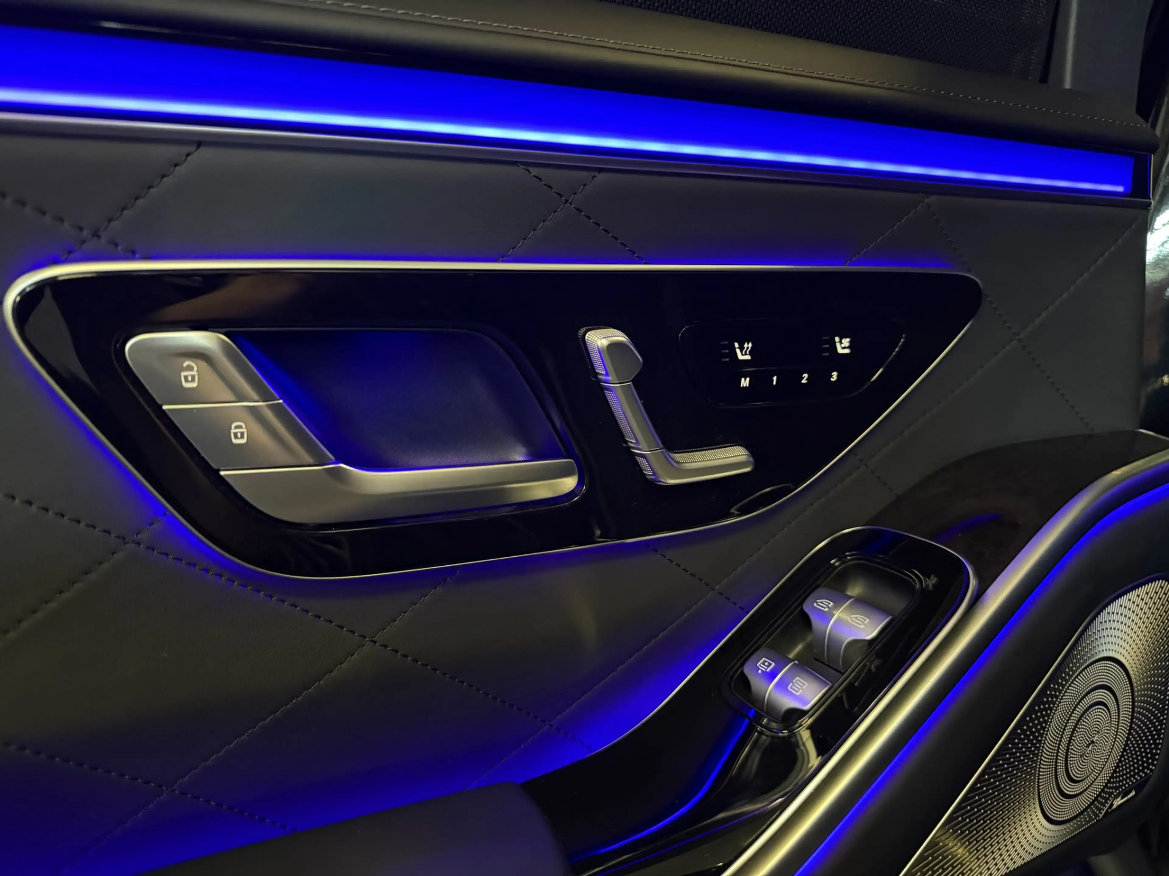 Mercedes-Benz S 350 350d Exclusive-PANORAMA-MEMORY-HEAD UP-BURMESTER-Z — photo 44