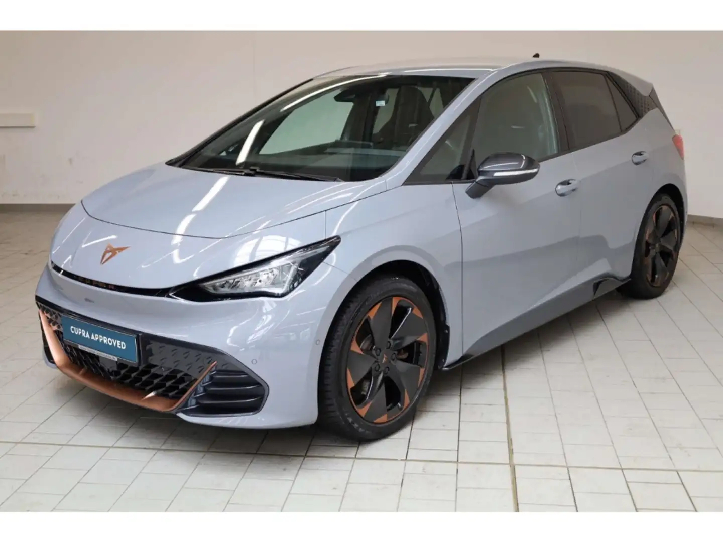 CUPRA Born Elektro Šedá - 2