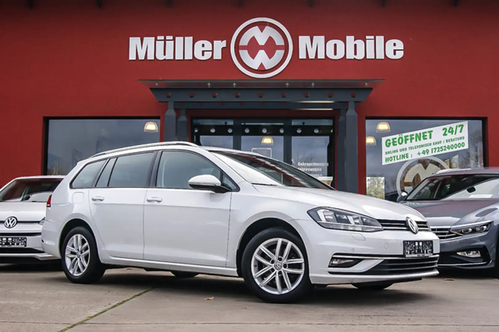 Volkswagen Golf Variant VII 1.0TSI SOUND NAVIGATION ACC App Blanc - 1