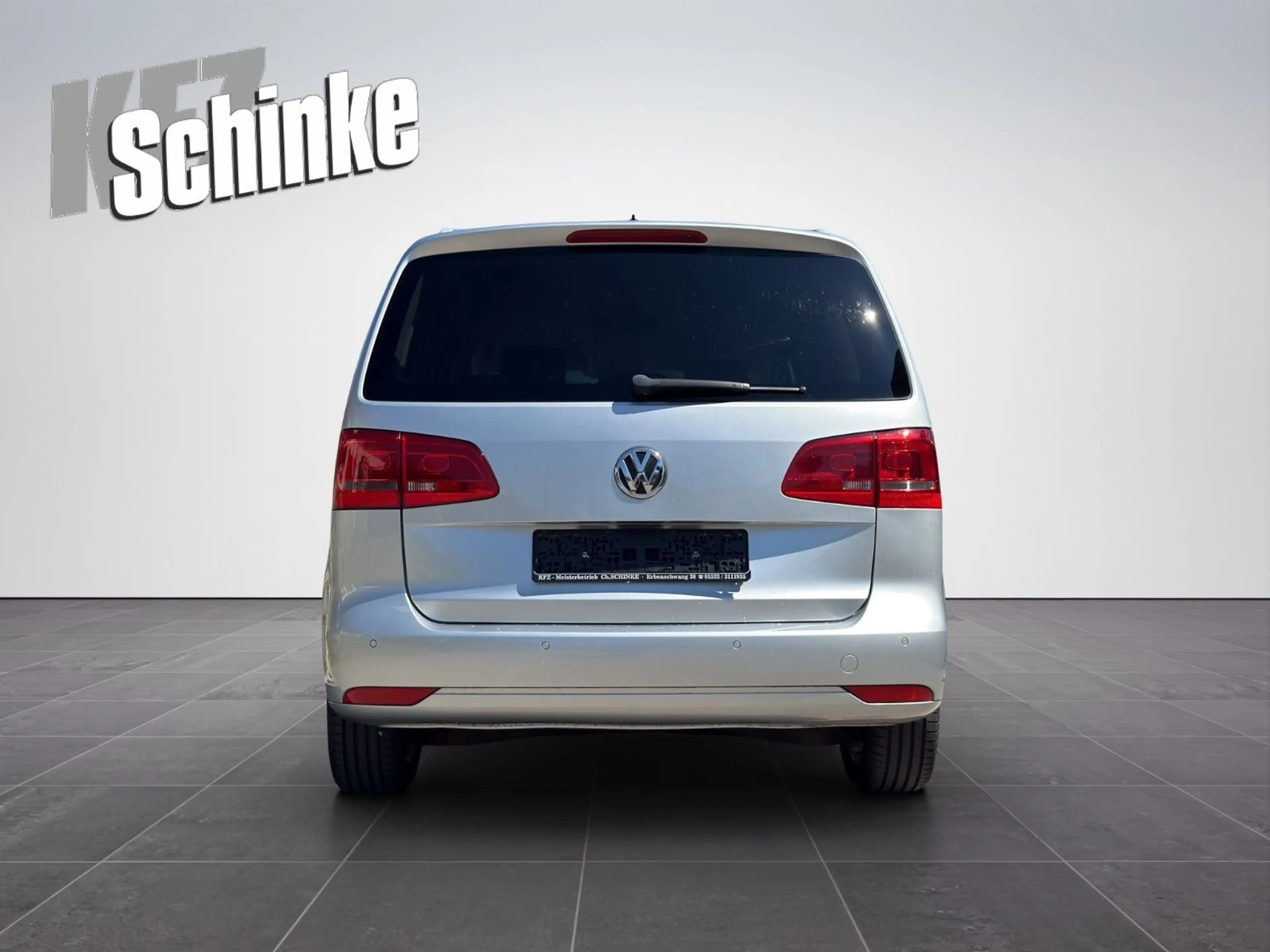 Volkswagen Touran Life — photo 5