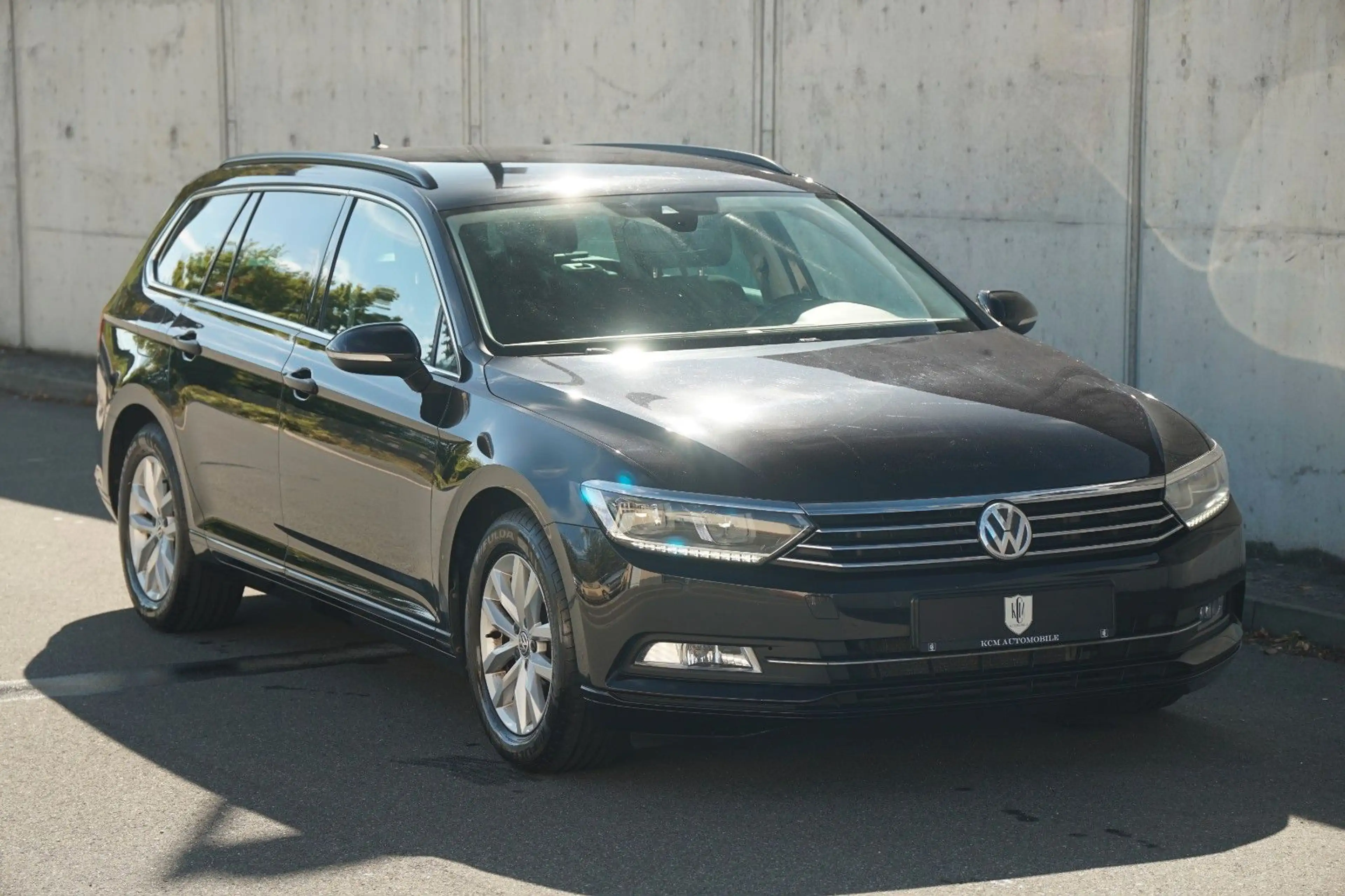 Volkswagen Passat Variant *NAVI*MASSAGE*LED*AHK* — photo 11