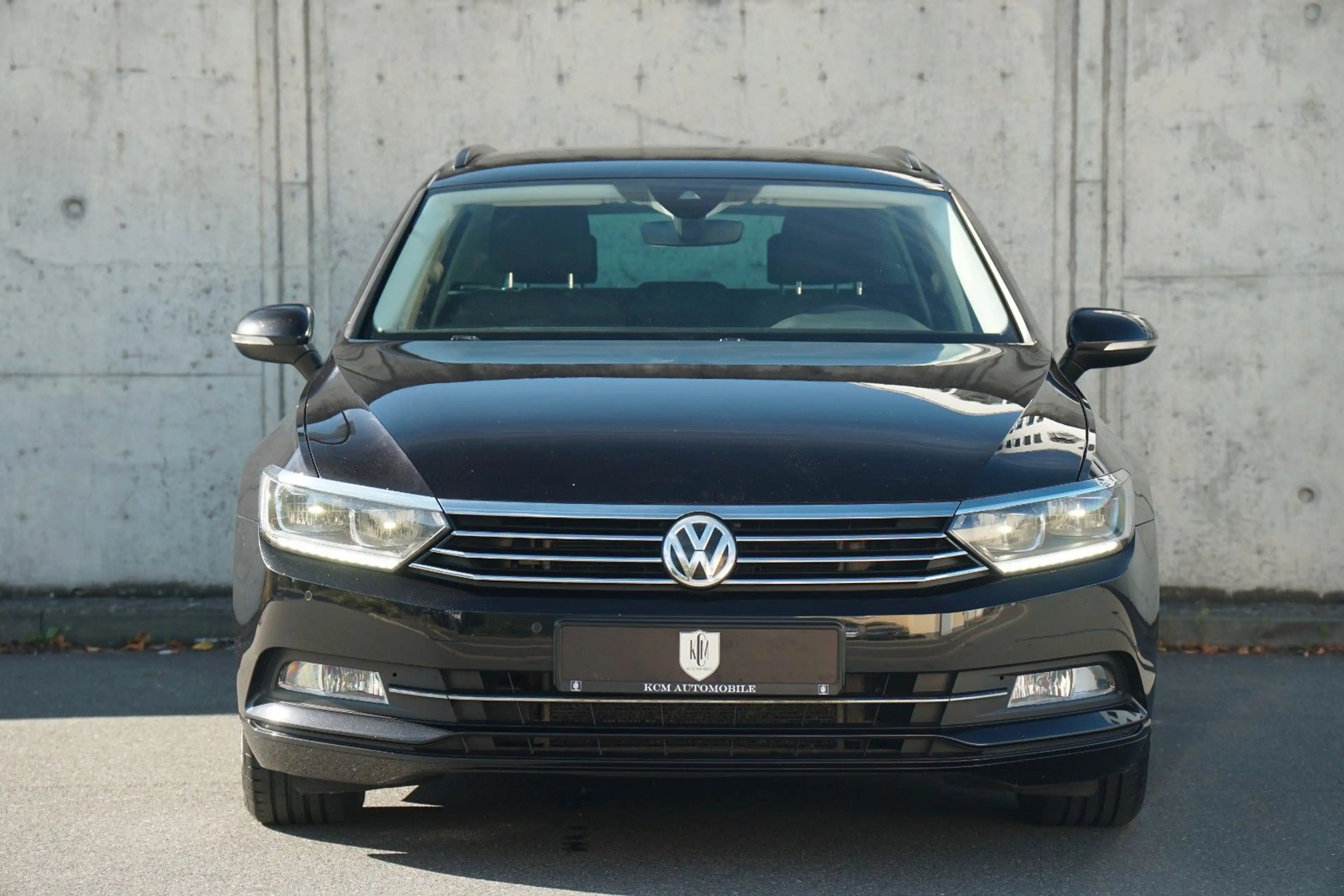 Volkswagen Passat Variant *NAVI*MASSAGE*LED*AHK*